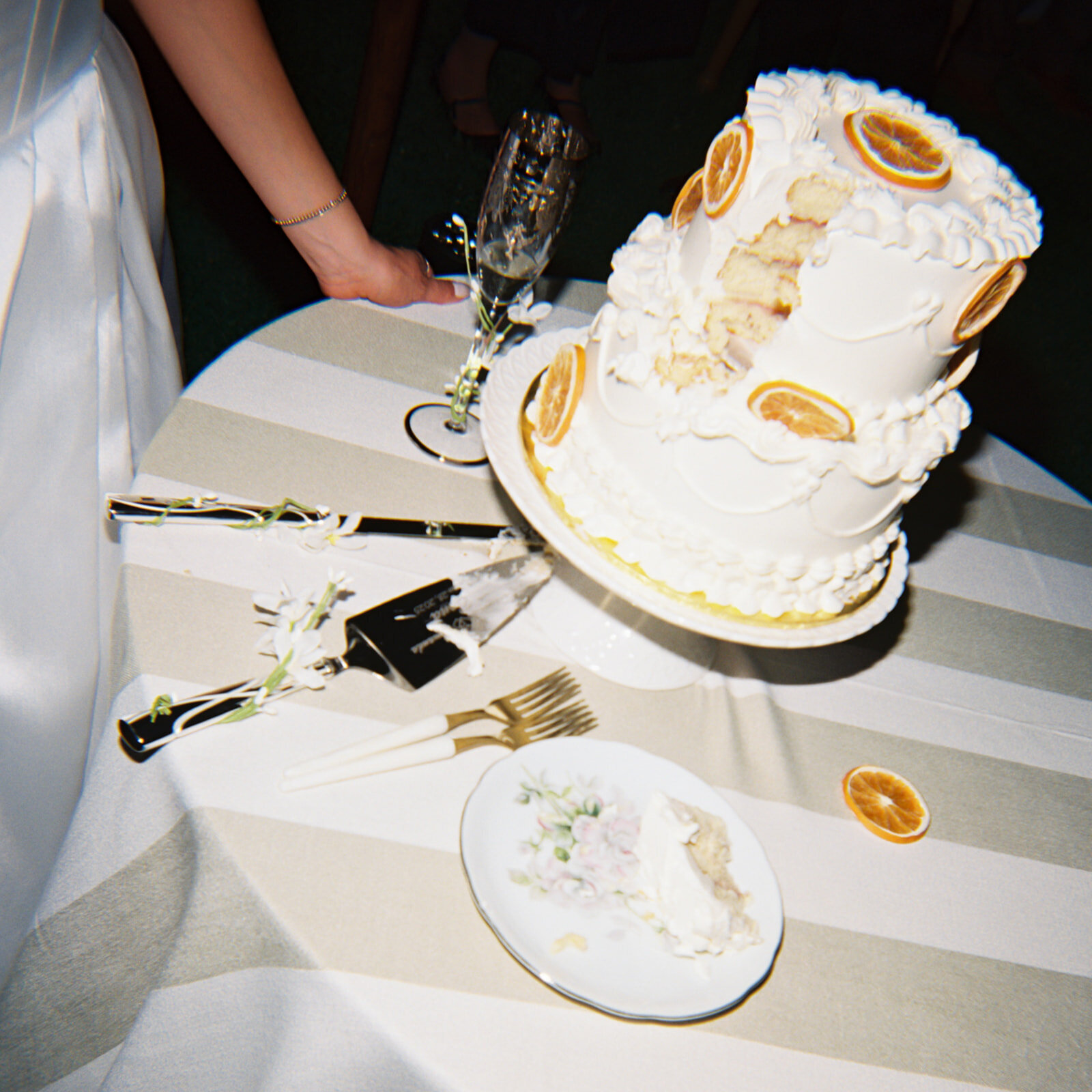 6.28-Amanda-Dominic-Boulder-Flower-Farm-Wedding-762