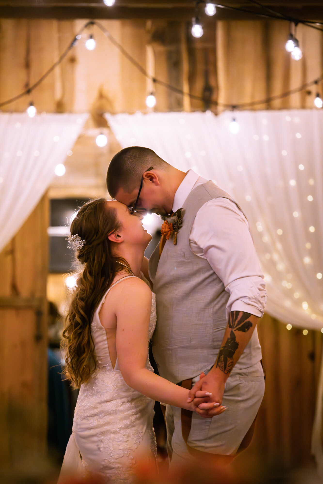 wedding dancing photos