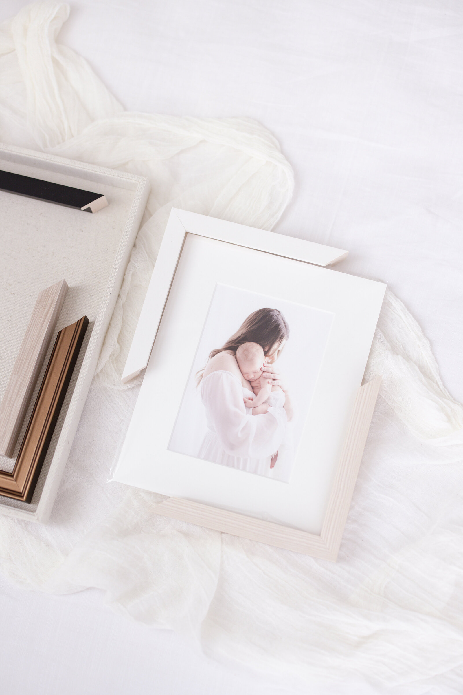 FRAMESTILLS_TIFFANYCHIPHOTOGRAPHY-13