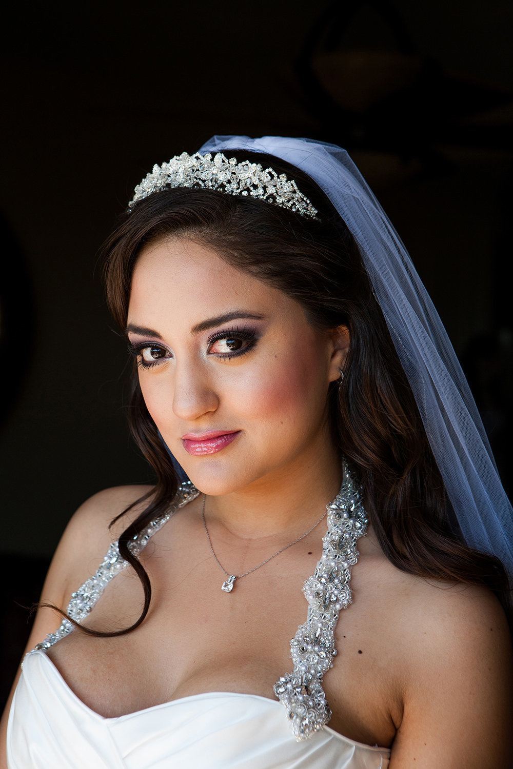 bride dramatic makeup