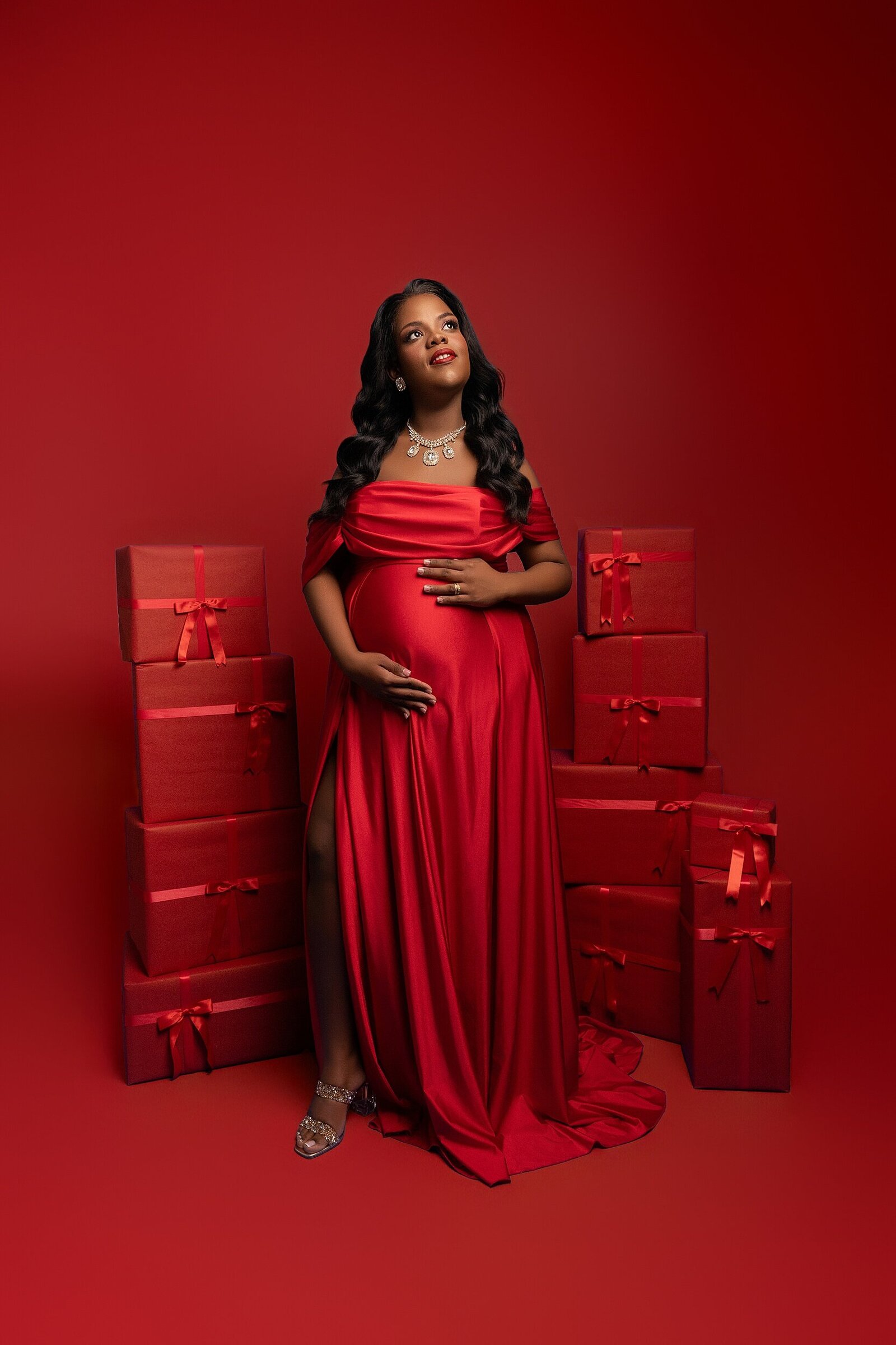 Naomy Maternity Photos-December 2024-Sabrina Baxter Photography-Houston Photographer-12-E_PS-E_stomped