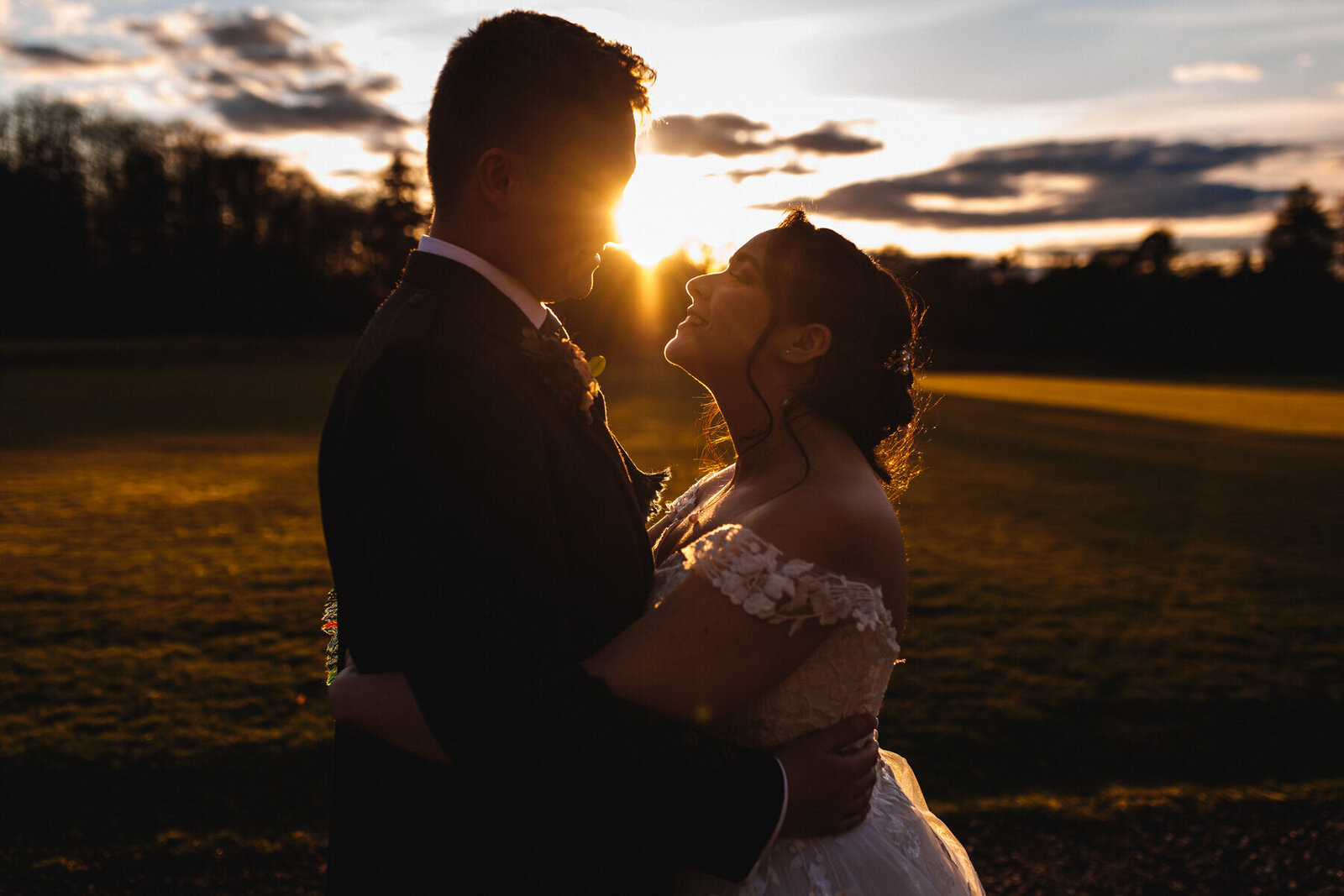 Award-winning Kent Wedding Photographer _this one first cplavery ALINE THOMAS wedd25 col-706-1