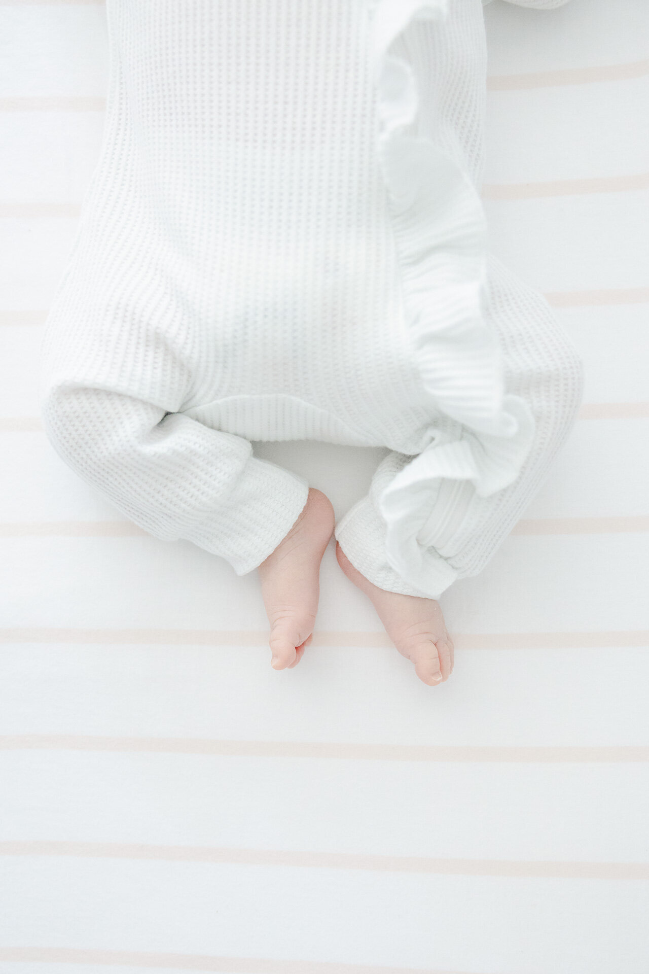 Nicole Neira Newborn Session Gallery Feature 13