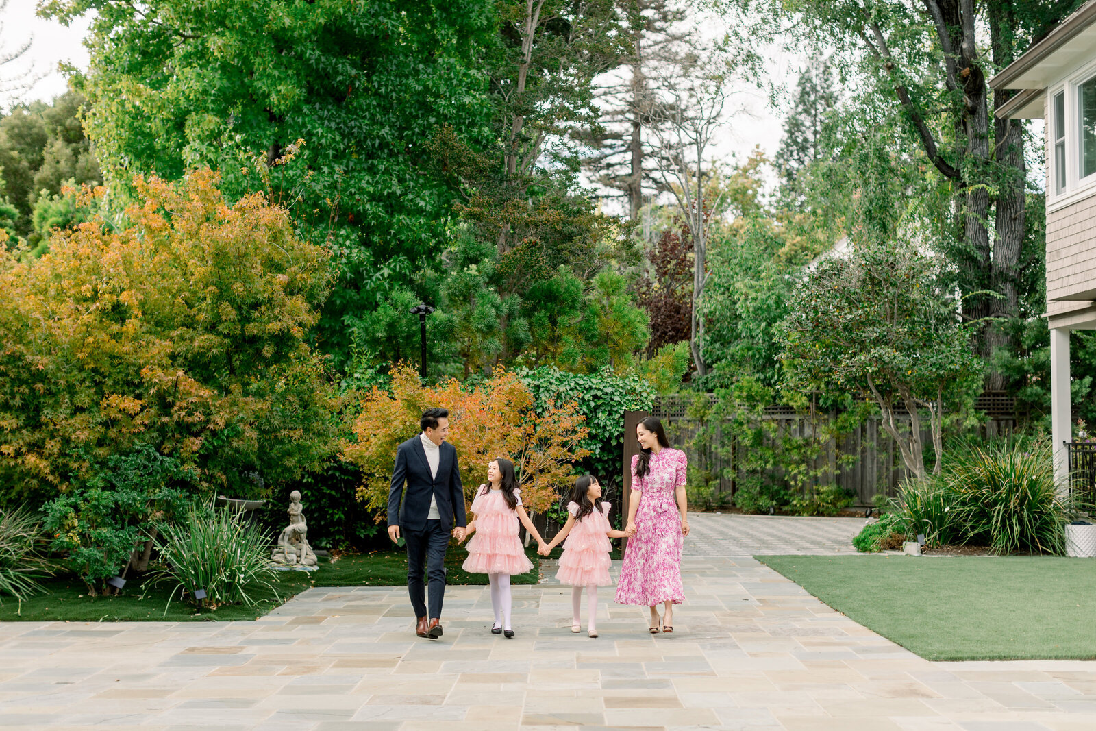 Hillsborough california Photographer Lyka Mak Photography in home family photographer 
