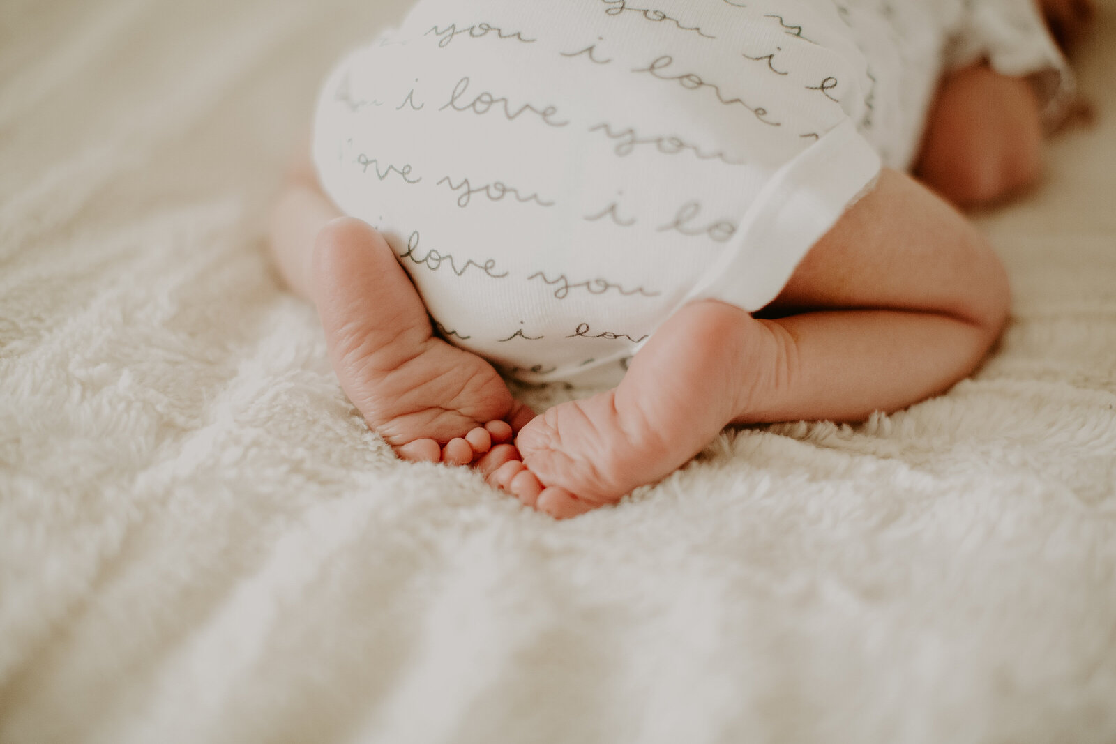 family-in-home-photography-maternity-encinitas-oceanside-94
