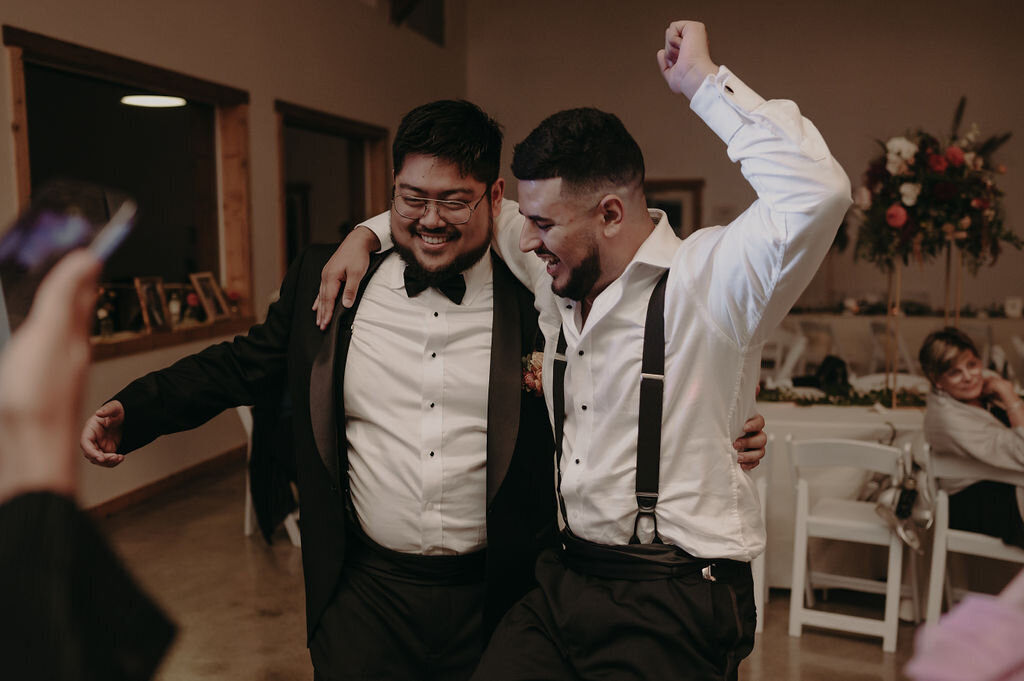 KamiharaWedding_MachiasMeadowsSnohomishWA_AshleyVanderveldePhotography-954