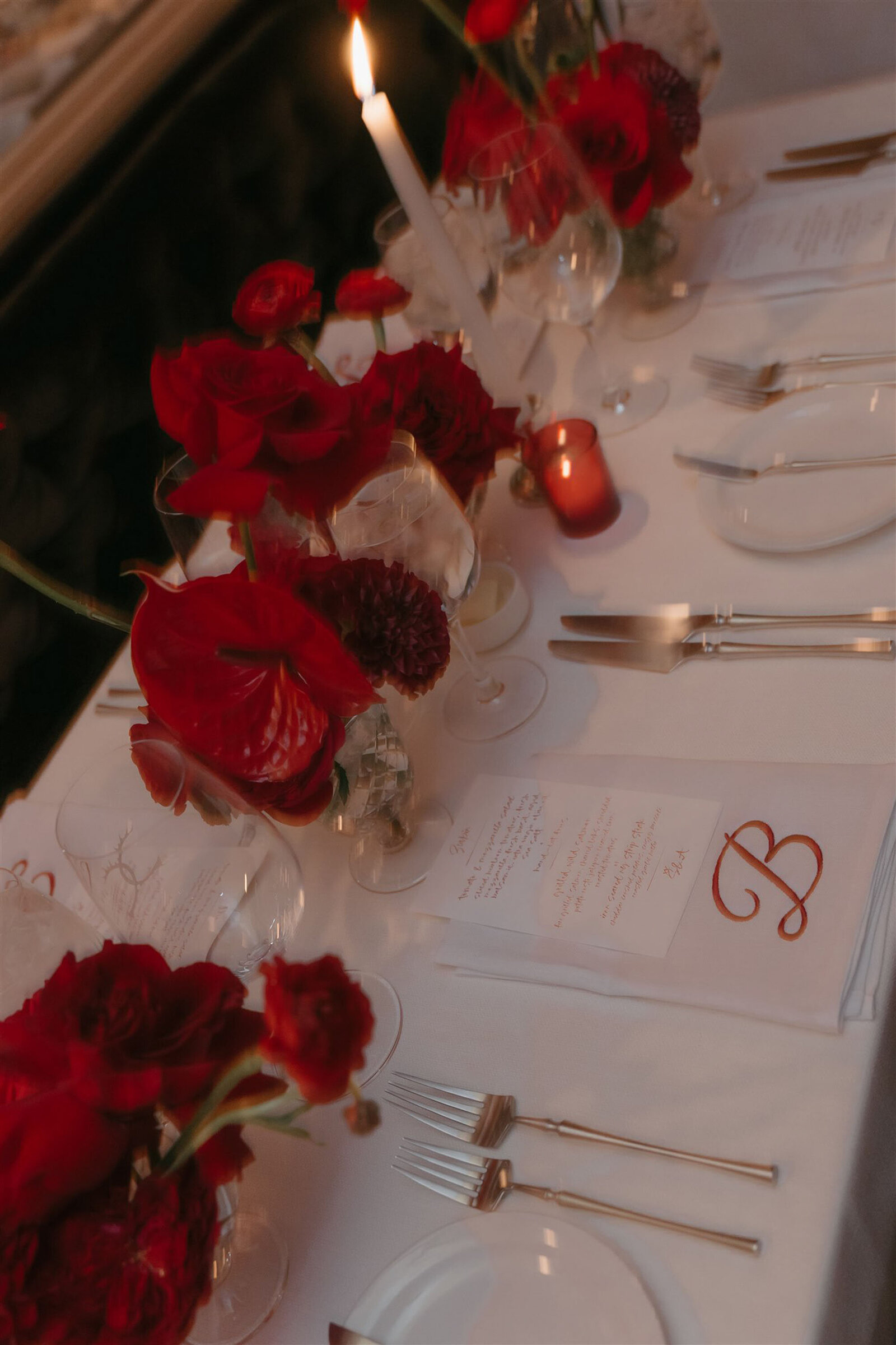 Elegant Aspen wedding weekend with luxurious mountain views, stylish bride and groom, and sophisticated decor