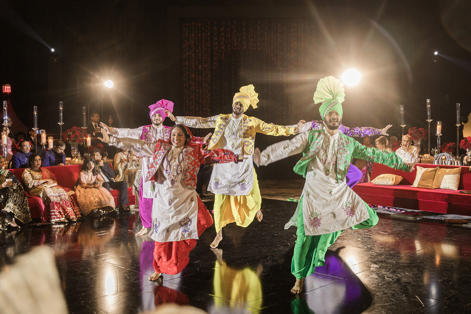 walima-pakistani-muslim-all-red-wedding-30