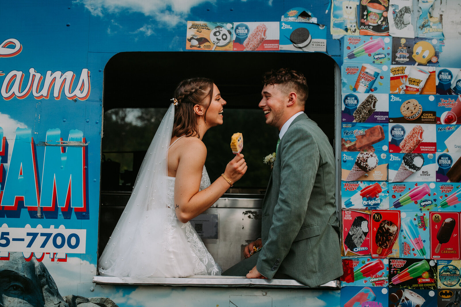 greenhouse-on-the-river-wedding-new-hampshire-photographer-andrea-van-orsouw-photography-new-boston56