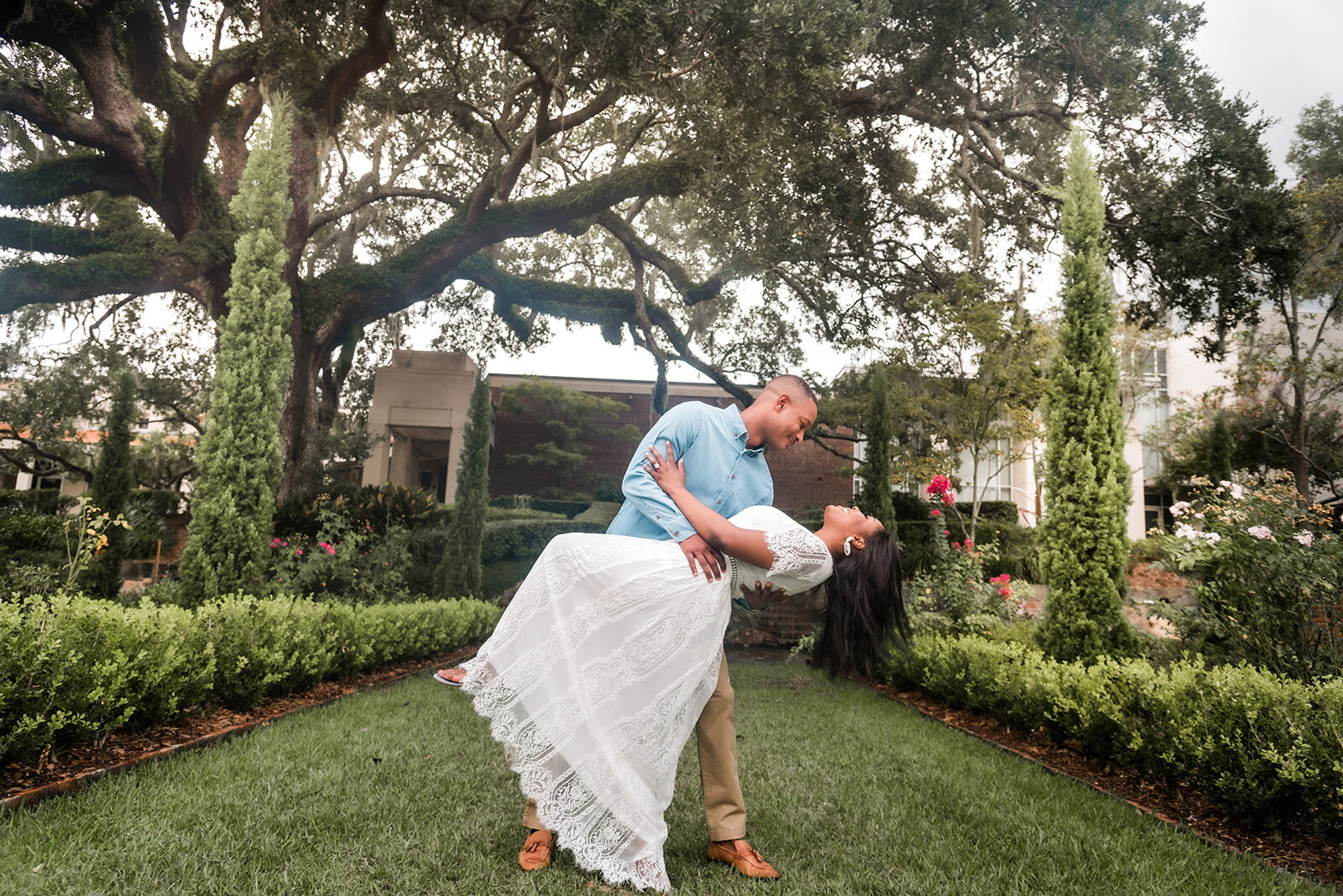 engagement photos Cummer Museum of Art and  Gardens chabeli woolsey photography-133