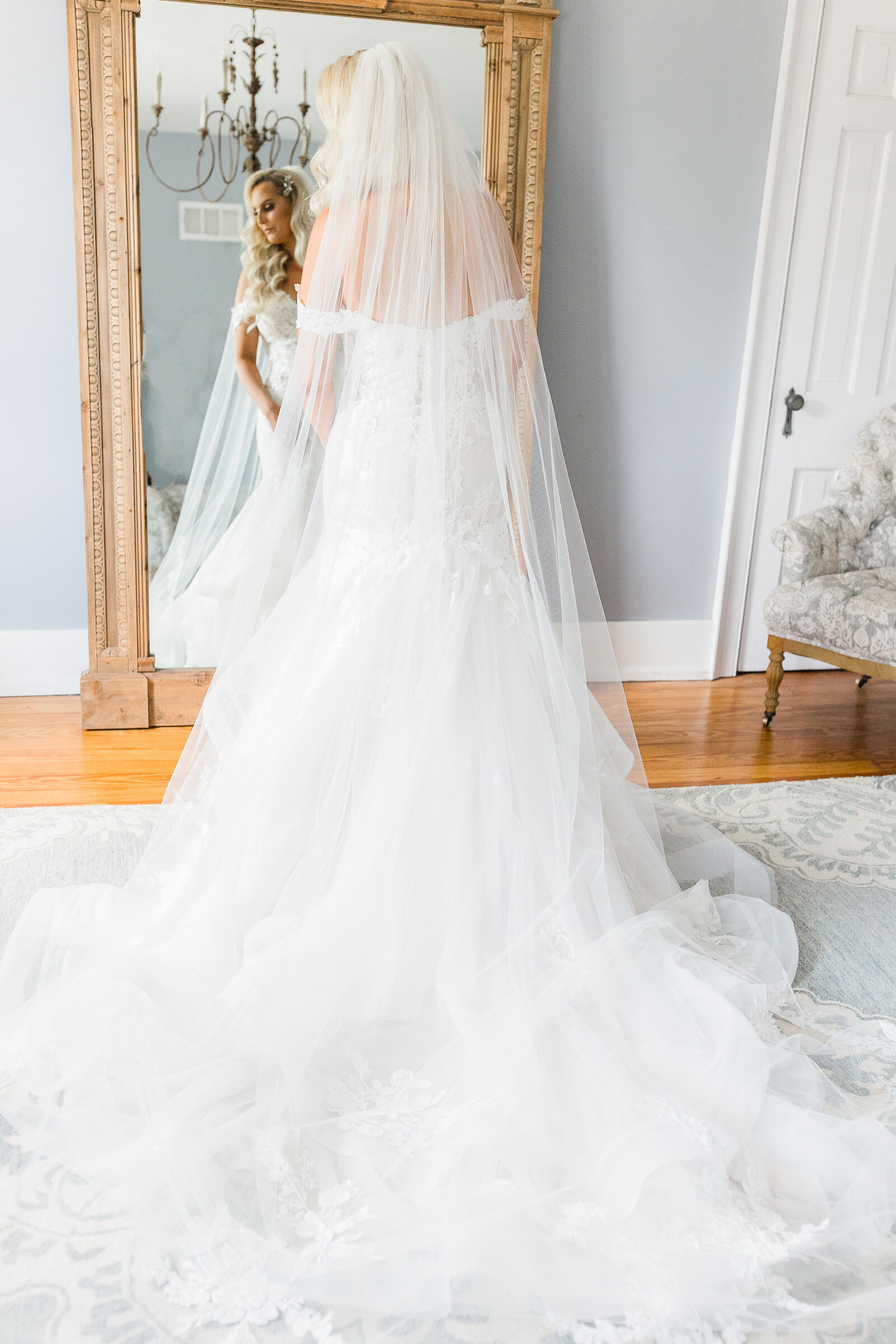 Stone house St. Charles Wedding photography By Bella faith Photography