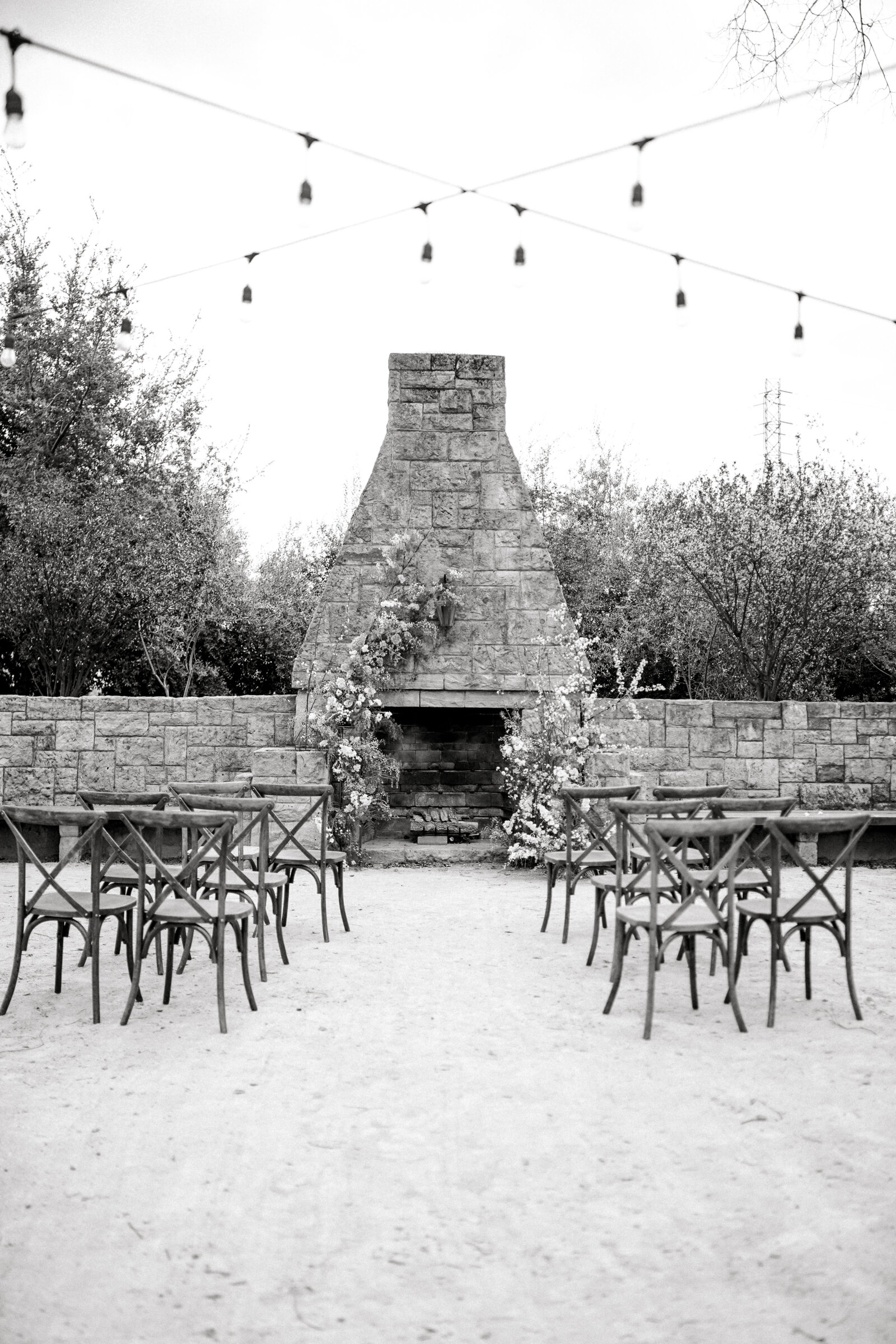 Wedding ceremony alter at The Maples in Woodland, CA