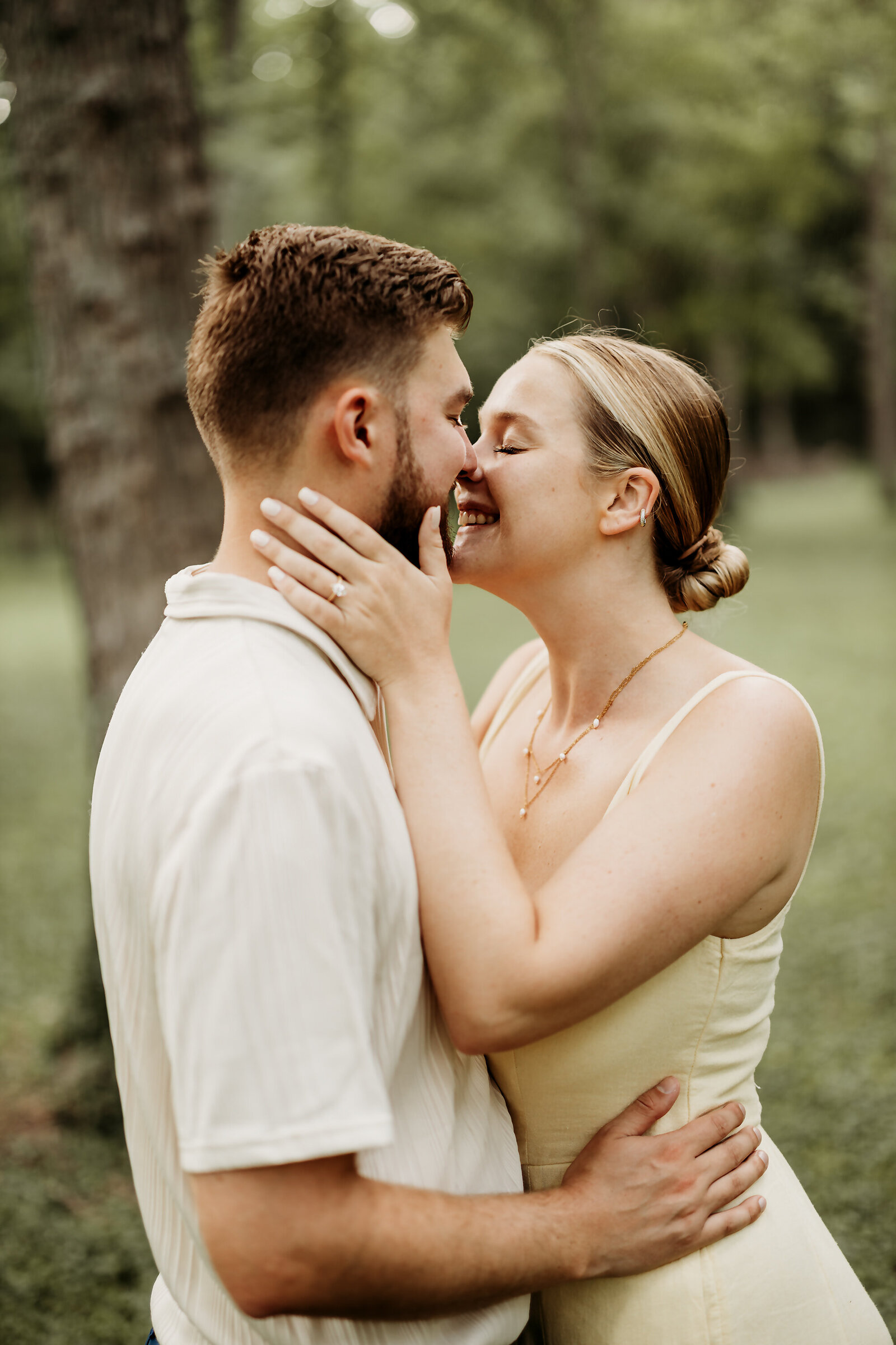 9229-Caleb-Maddie-Engagement-Indianapolis-8x10