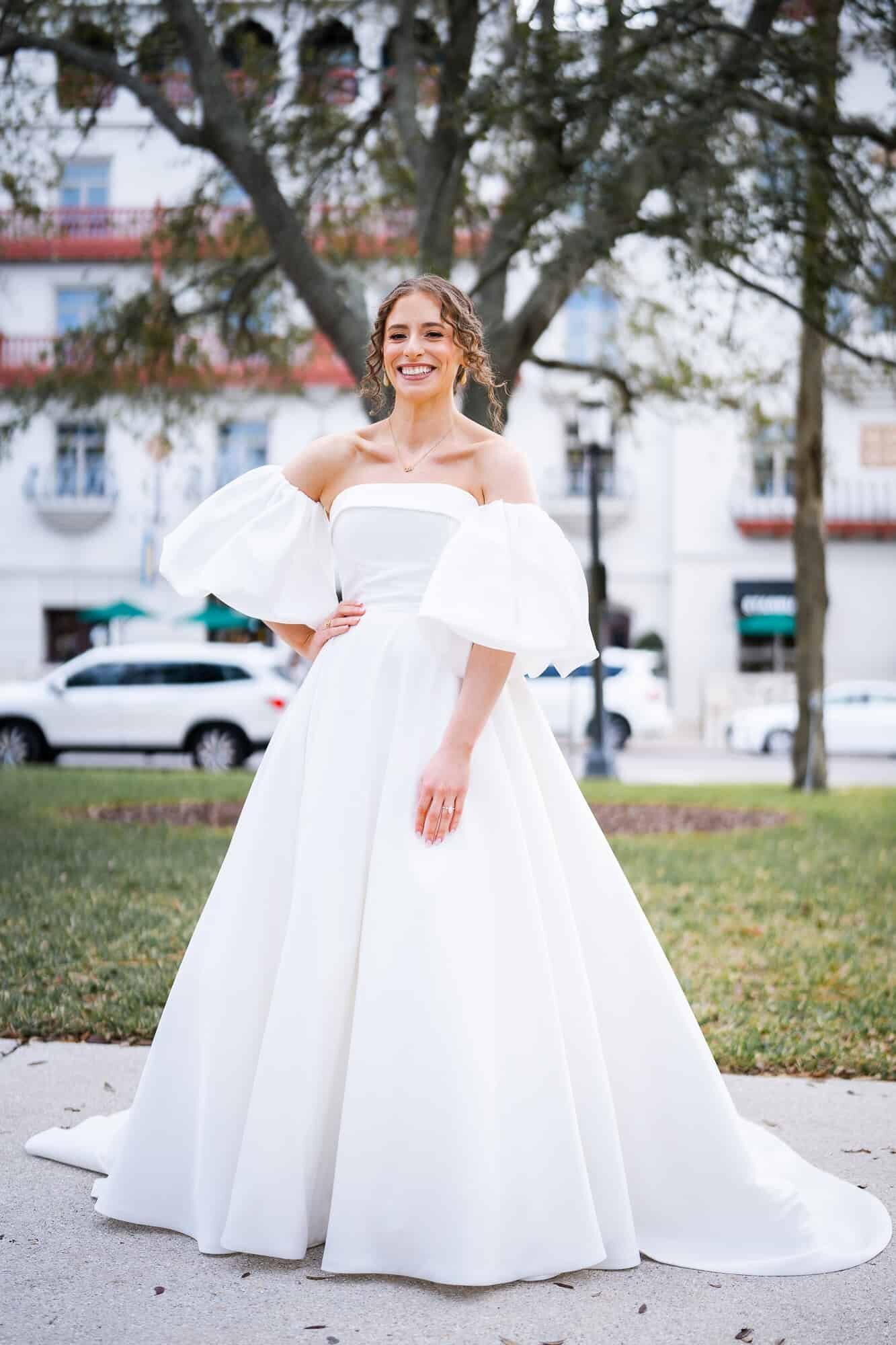 bride getting ready for first look at Casa Monica Wedding venue in St Augustine