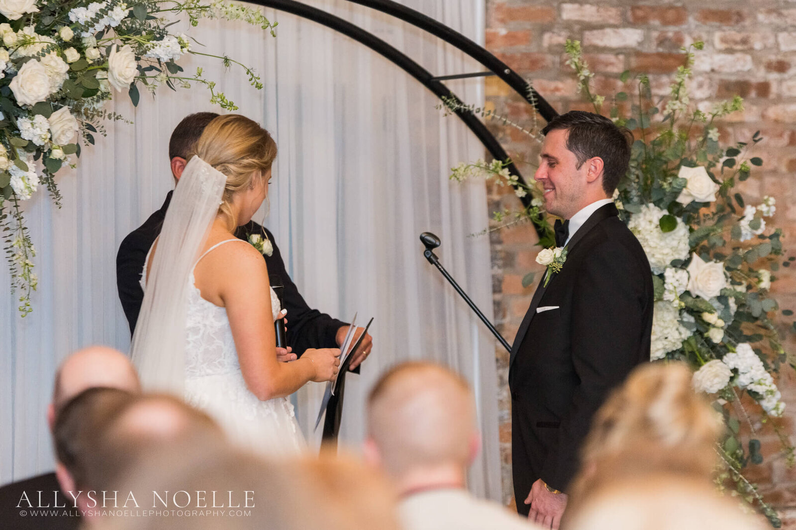 Wedding-at-The-Factory-on-Barclay-in-Milwaukee-0822