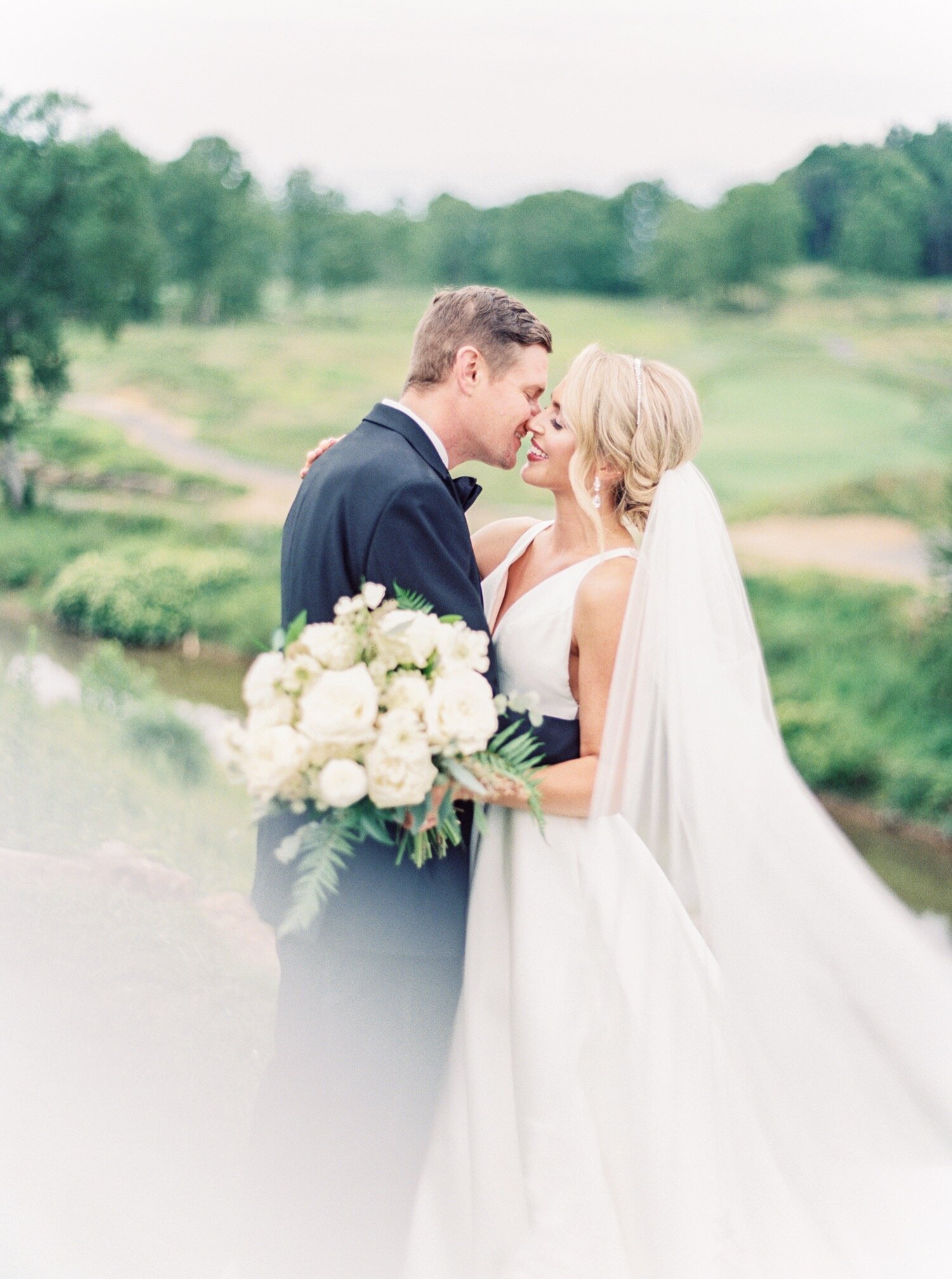 Pete-Dye-golf-Club-West-Virginia-Wedding-Photographer-Natalie-Jayne-Photography12