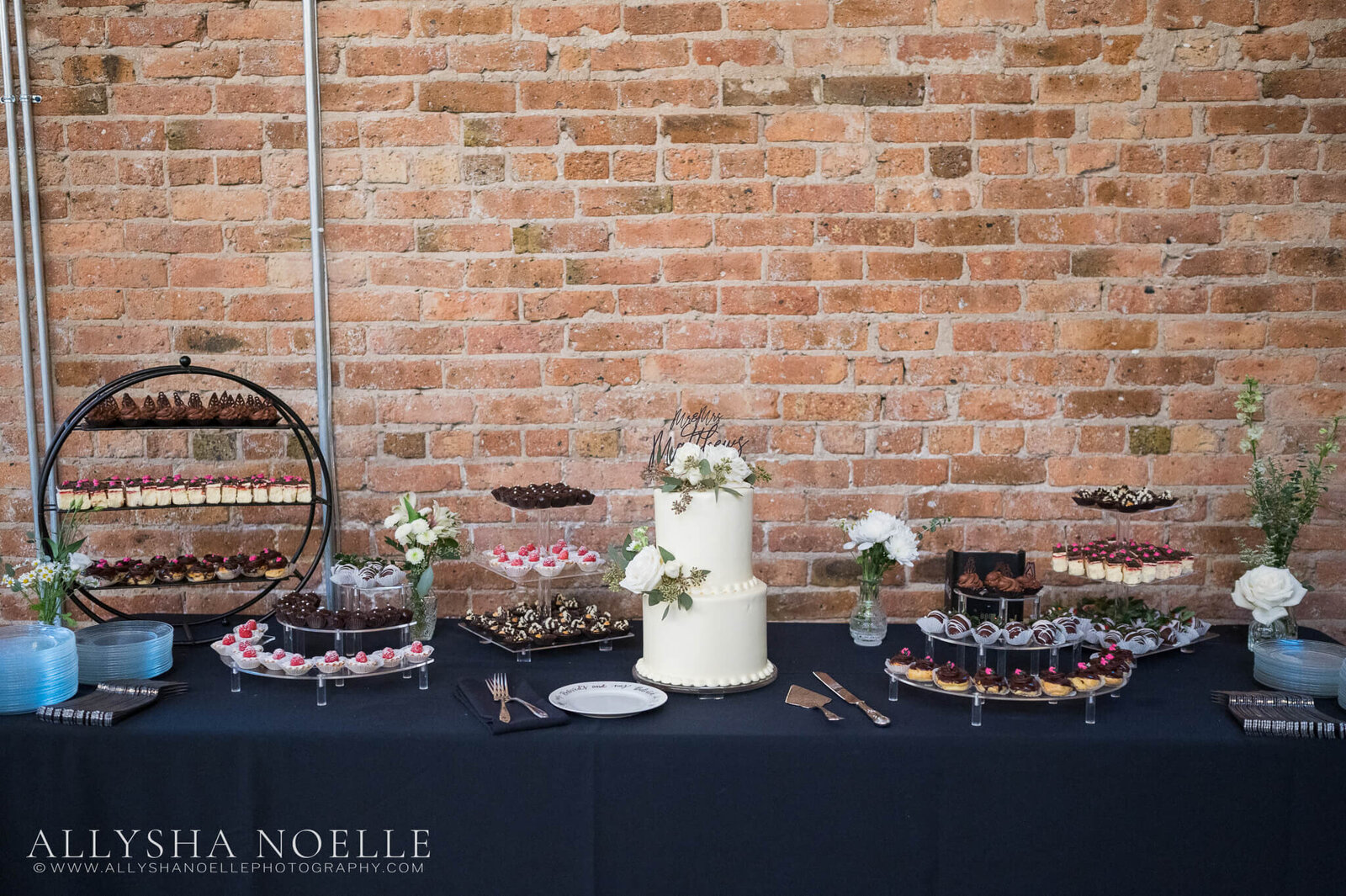 Wedding-at-The-Factory-on-Barclay-in-Milwaukee-0693