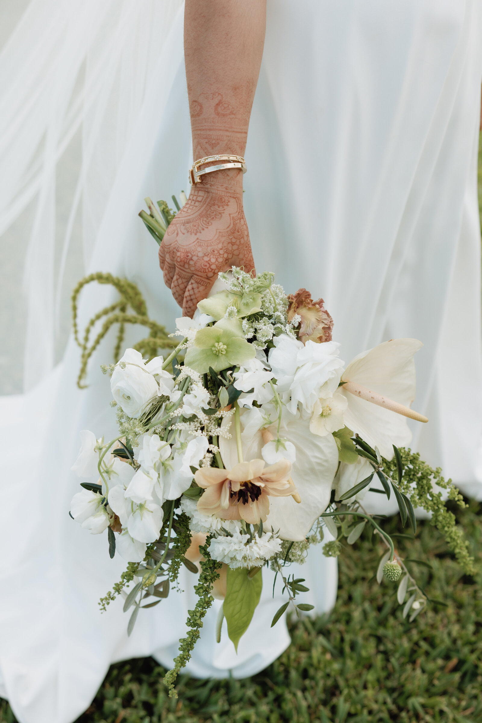 Anuschka and Kevin-Sneak Peeks-Baylie Krutchik Photography-023