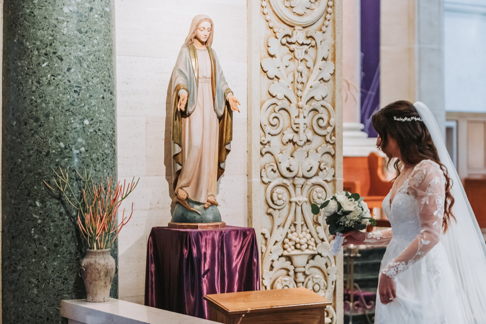 laurenandtimMass-34