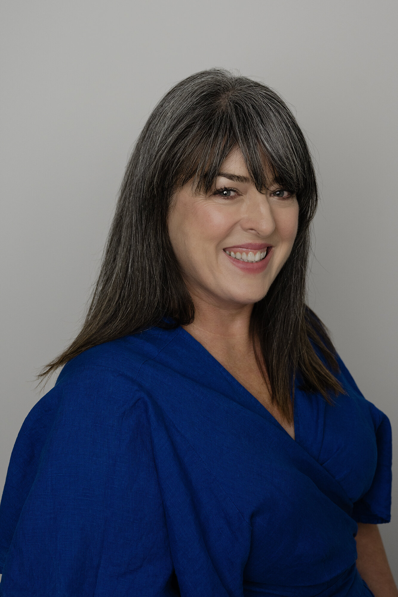 Lou headshots 2025_DSC6664 WEB