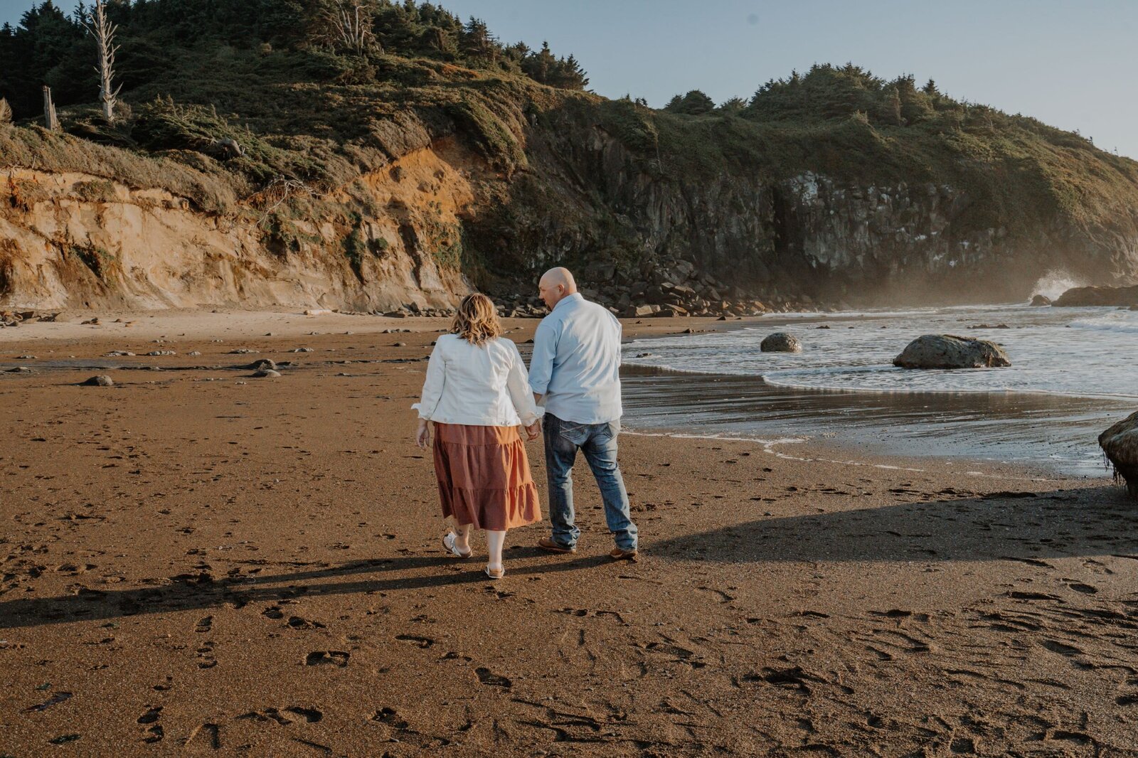 Engagement Photographer in Lincoln City Oregon 