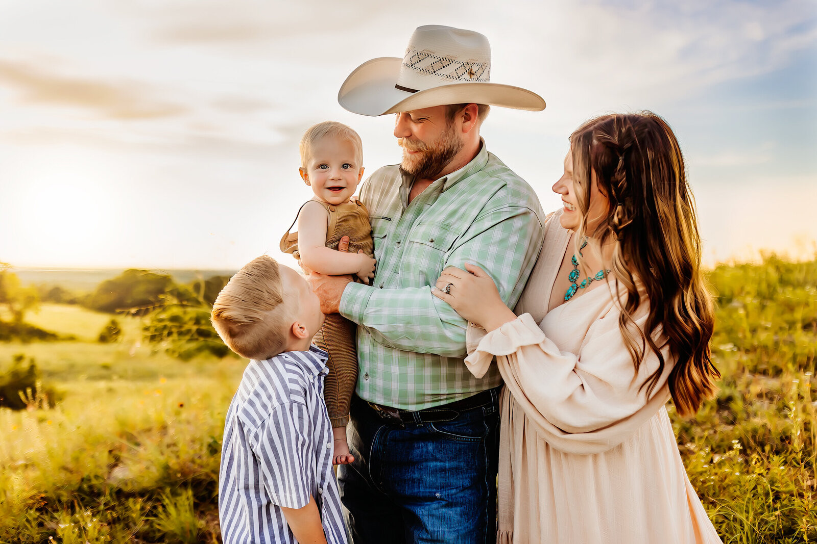 Burleson, Texas Family and Newborn Photographer