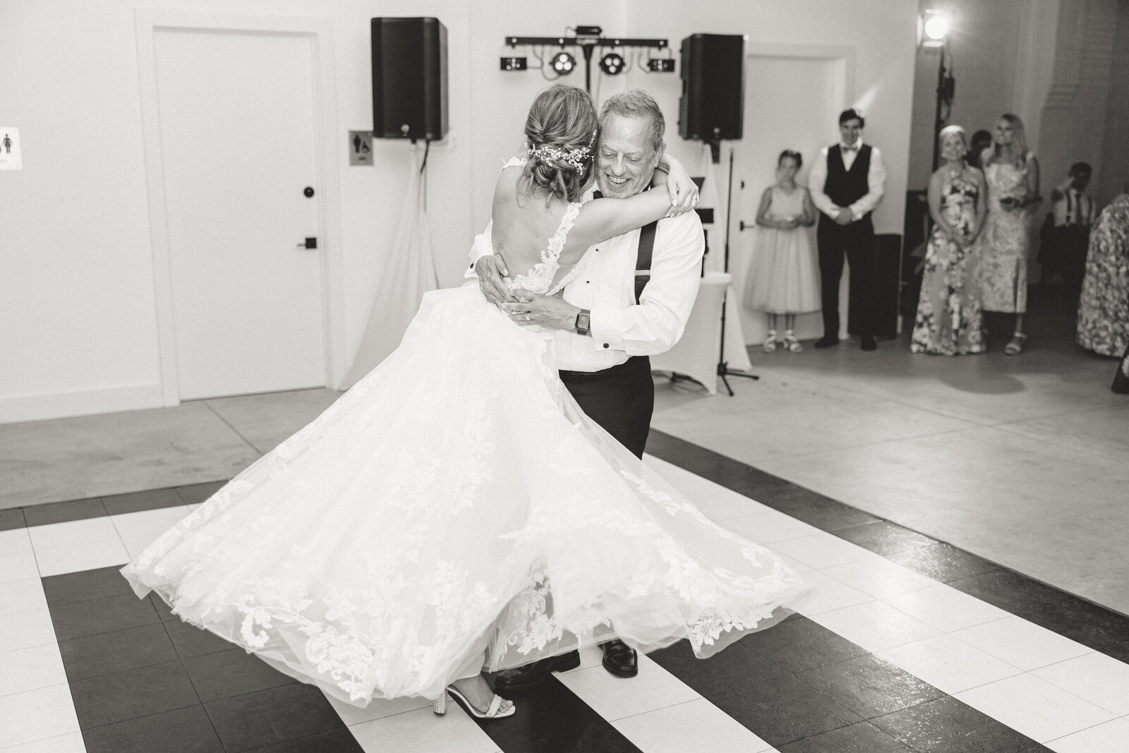 690-Katie and Phillip - Detroit Wedding Photographer - Mariah Kasten Photo