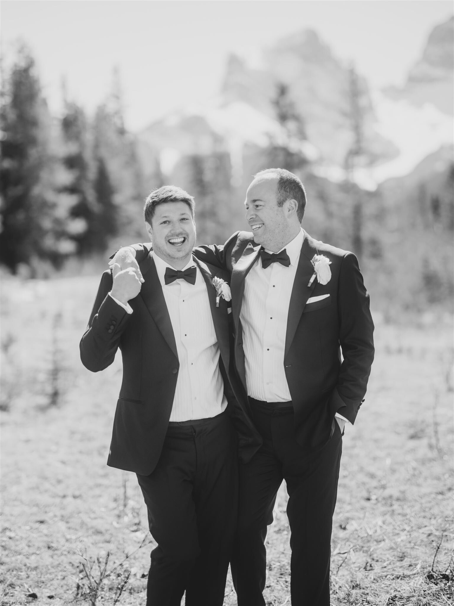 calgary-wedding-photographers-nicole-sarah-malcolm-hotel-162_websize