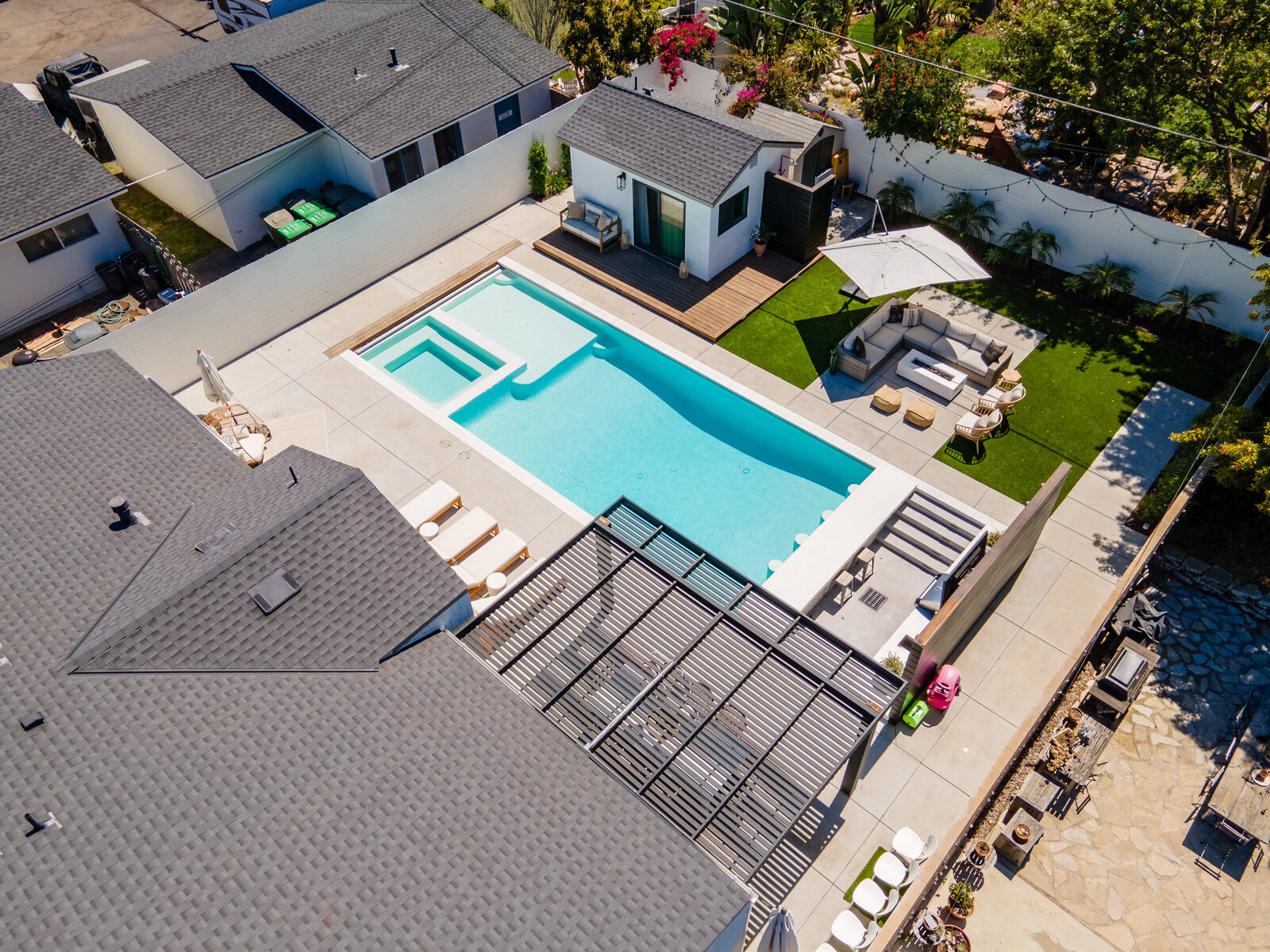 022_TPP_BattresConstuction_225CostaMesa_Landscape