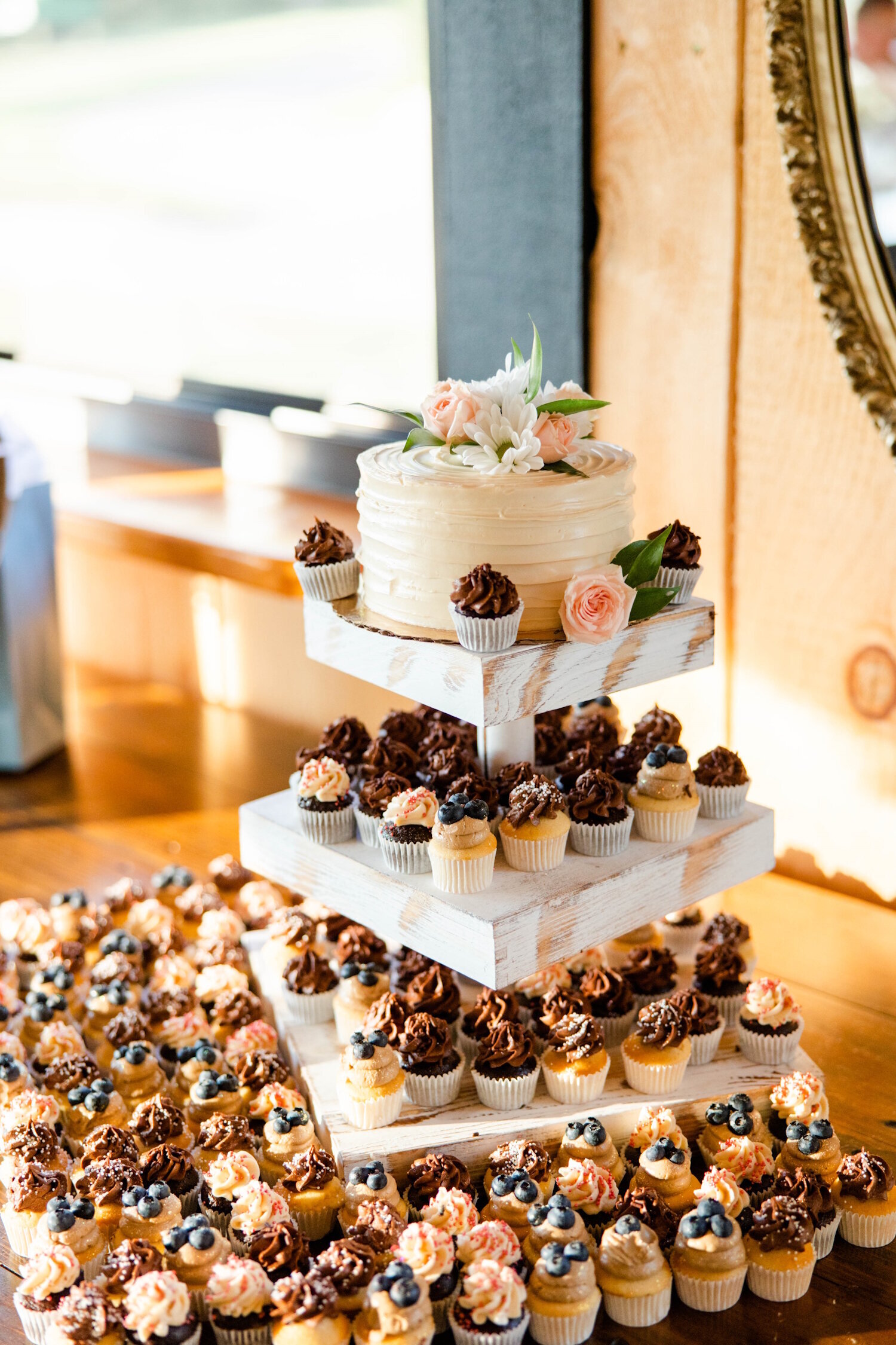 2022 08 14_Elle Josh Wedding_Nuzzos Farm_Branford CT_06-Reception-367