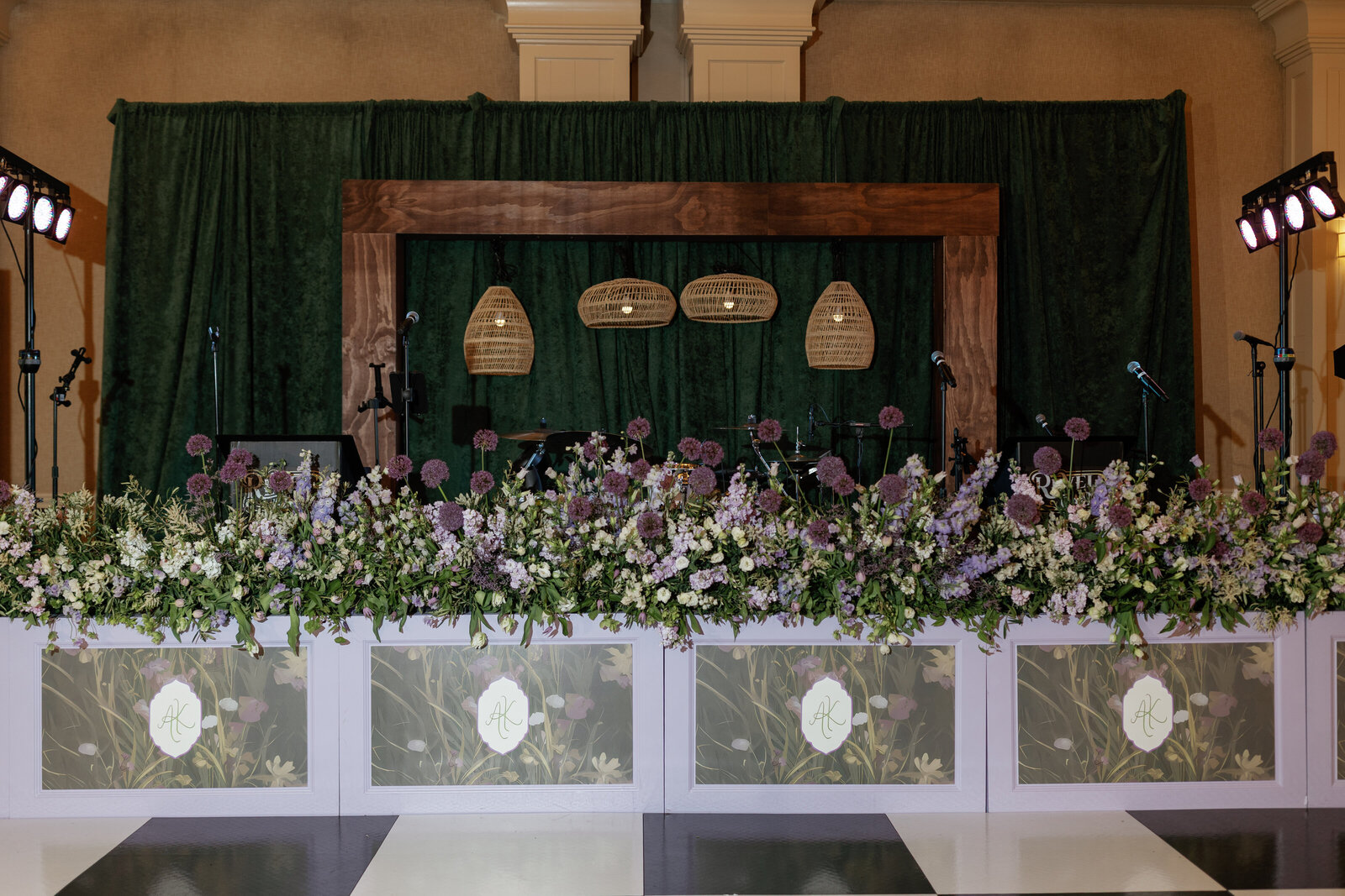 9. RECEPTION37