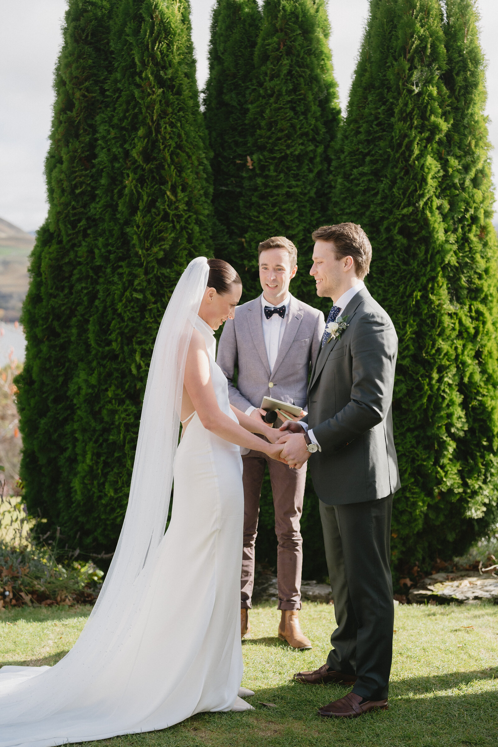 Melissa Clark Photography - Queenstown Wedding Photographer - Davina & Doug - Stoneridge & Reds Bar Wedding_-13