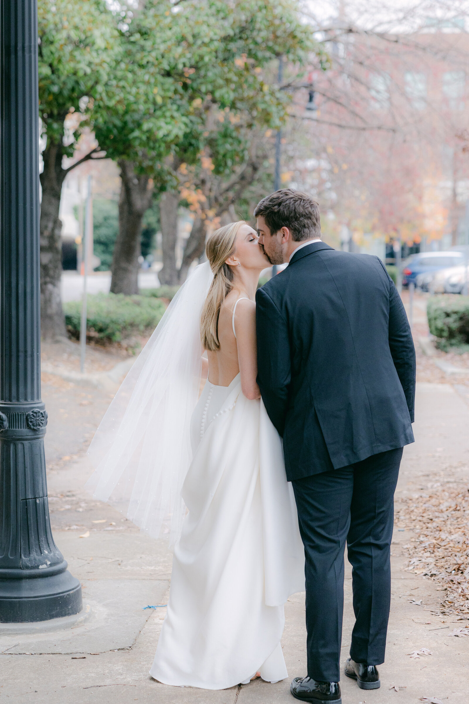 Caroline & Hunter Bride & Groom Portraits Color 175