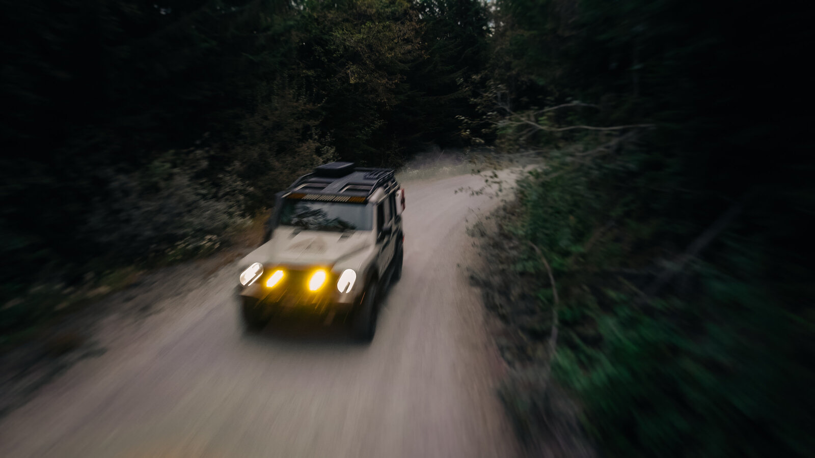 2024__BMV_INEOS16_SlowFastCreative