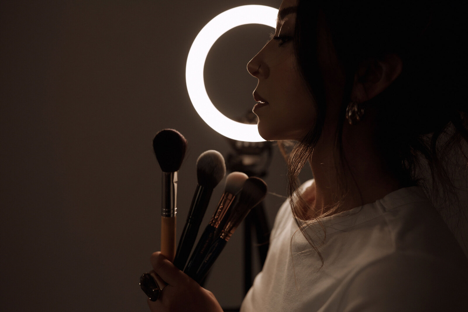Makeup-artist-branding-2