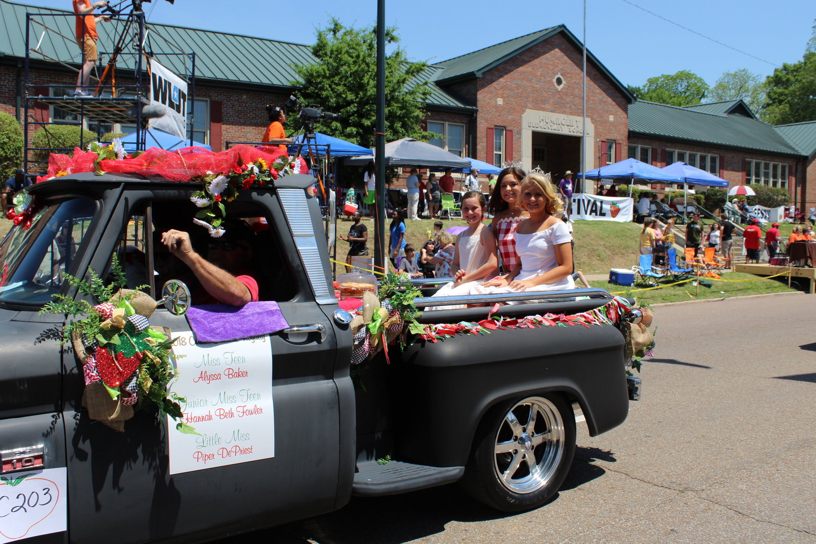 West Tennessee Strawberry Festival - Humboldt TN - Girls Parade21