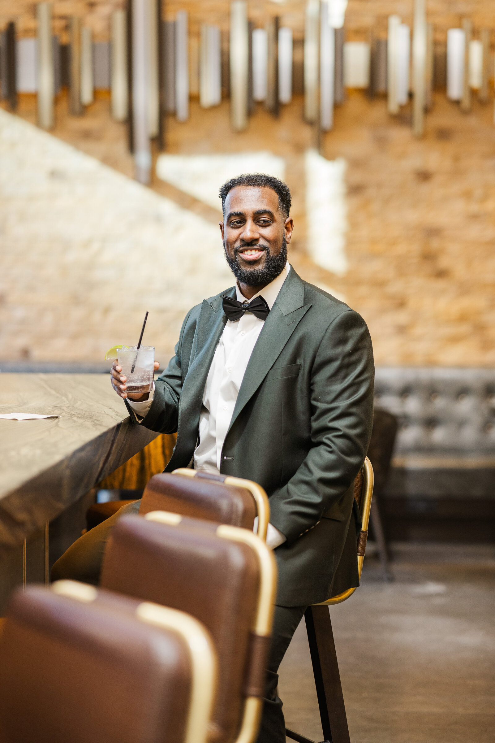 Solo photography for groom before wedding ceremony