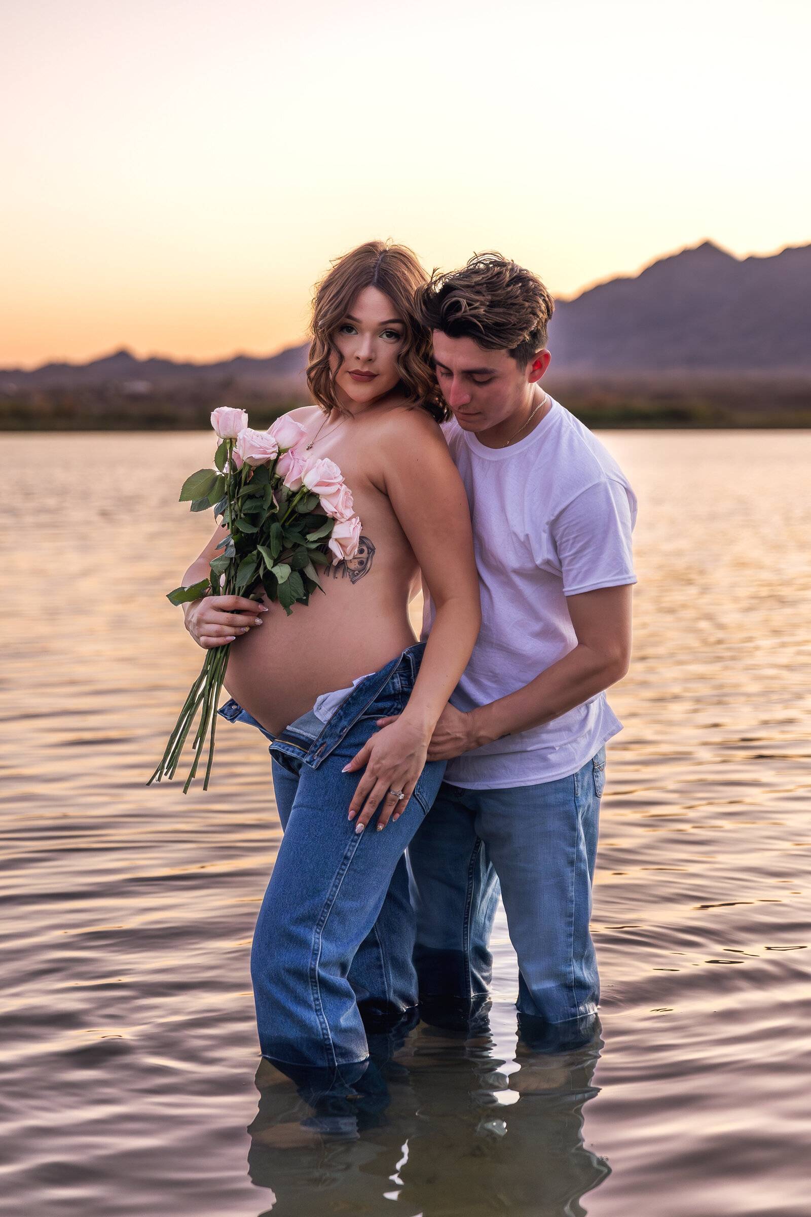 Elona Shea Photography_Lake Havasu_Maternity_Castle rock bay_