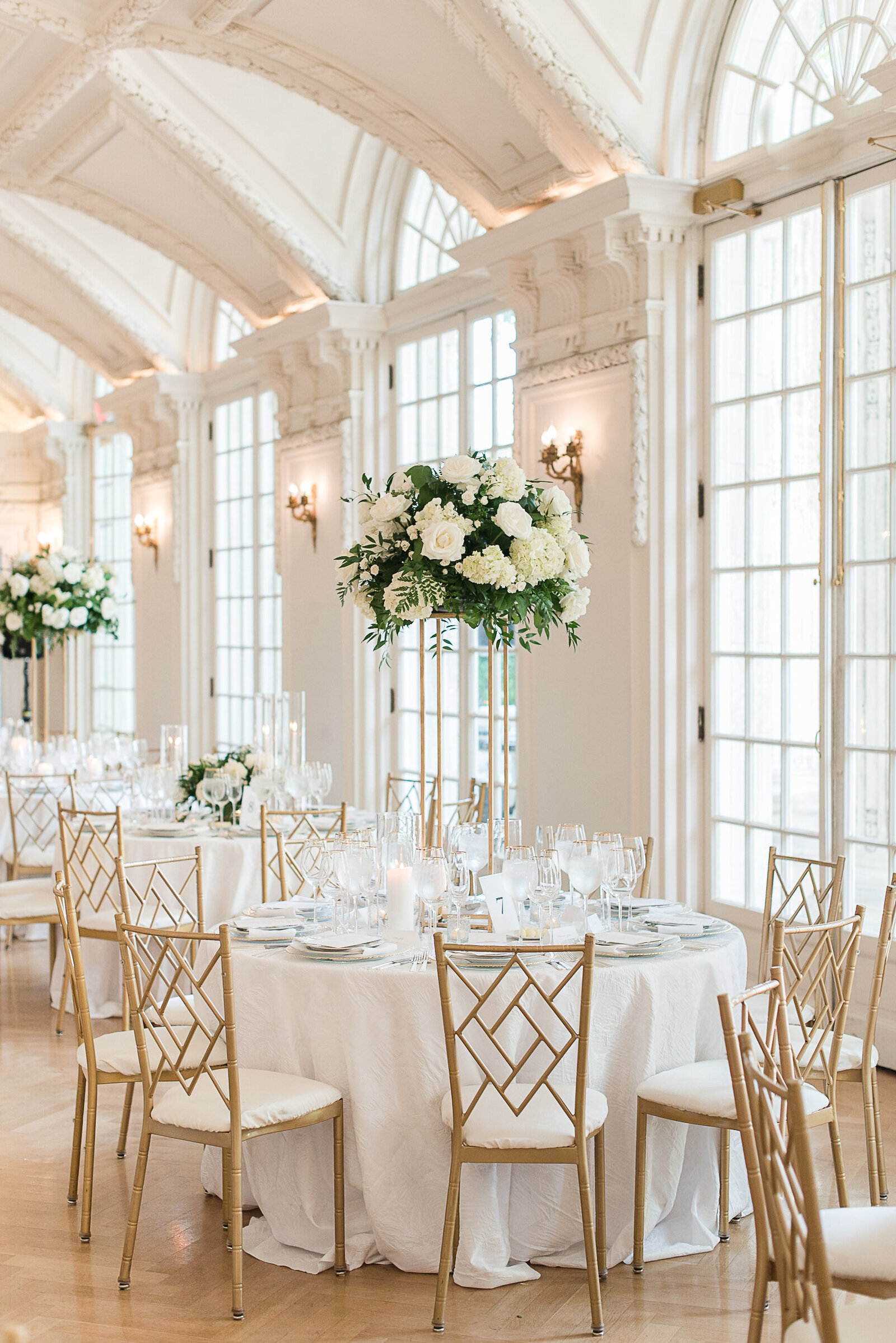 DAR wedding historic venue stone and marble classic wedding reception