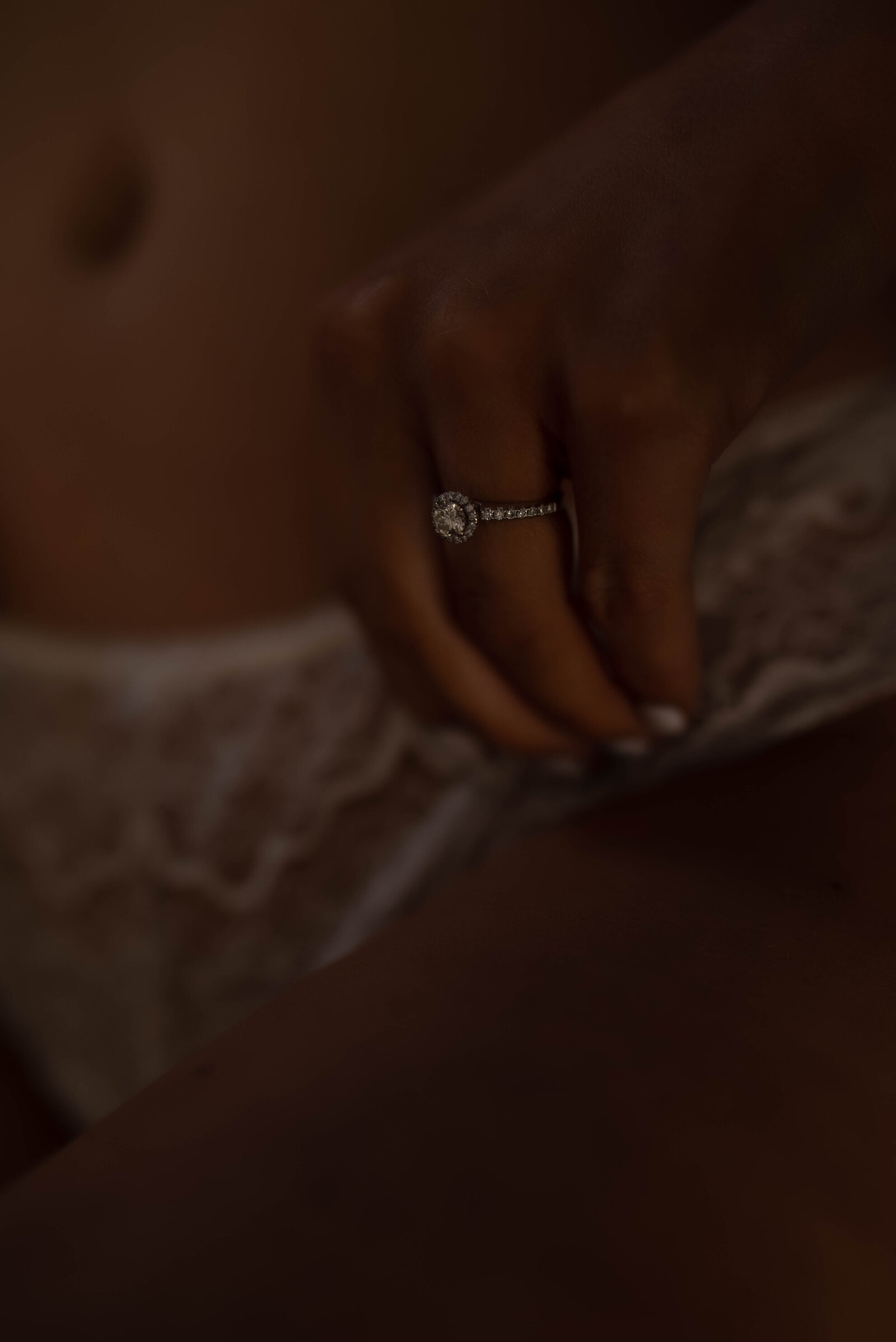 best boudoir photographer near me, best maternity photographer near me, professional boudoir photos, professional maternity photos