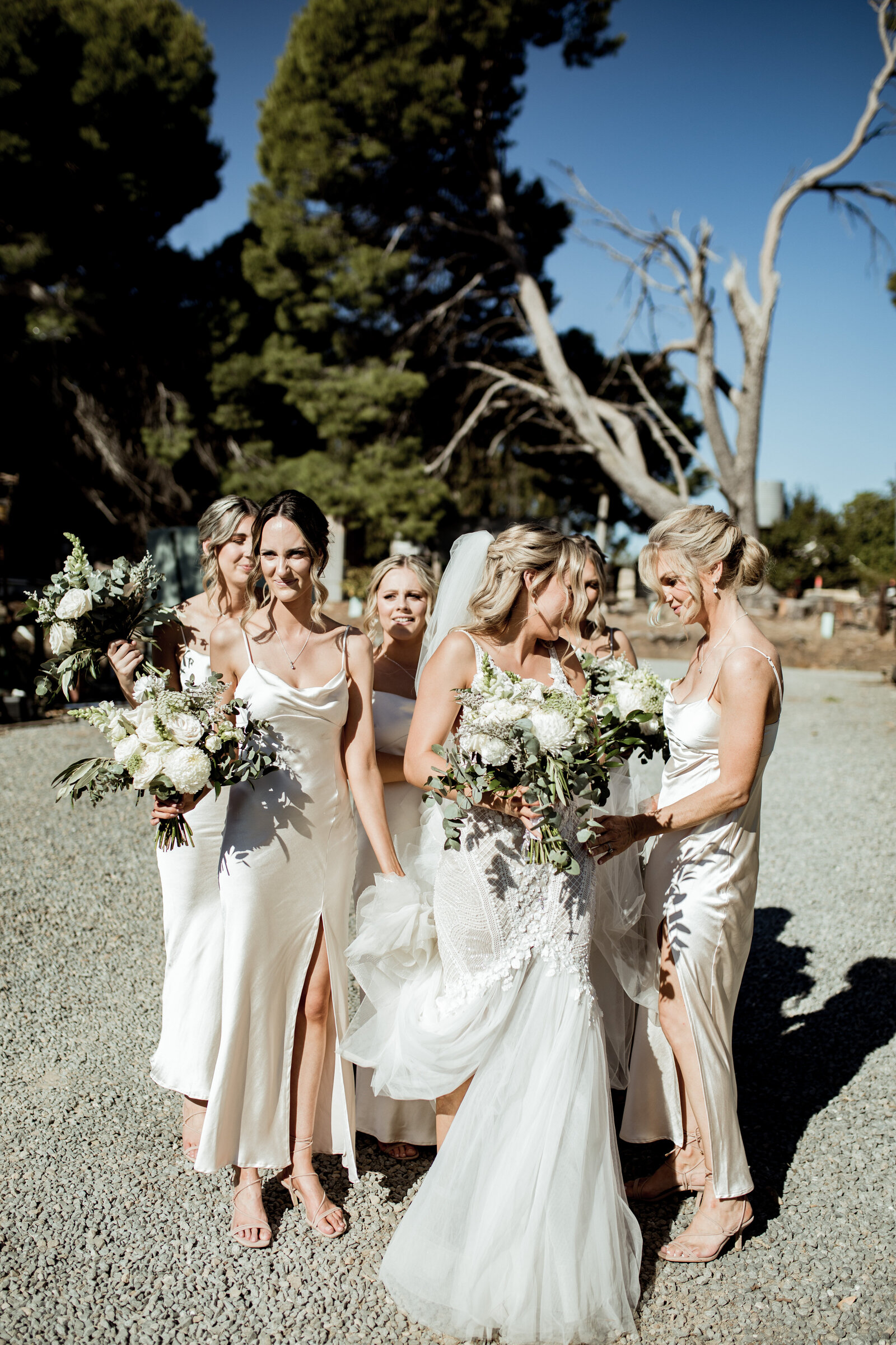 Helen-Craig-Lloyd-Brothers-Wines-Wedding-Rexvil-Photography-525