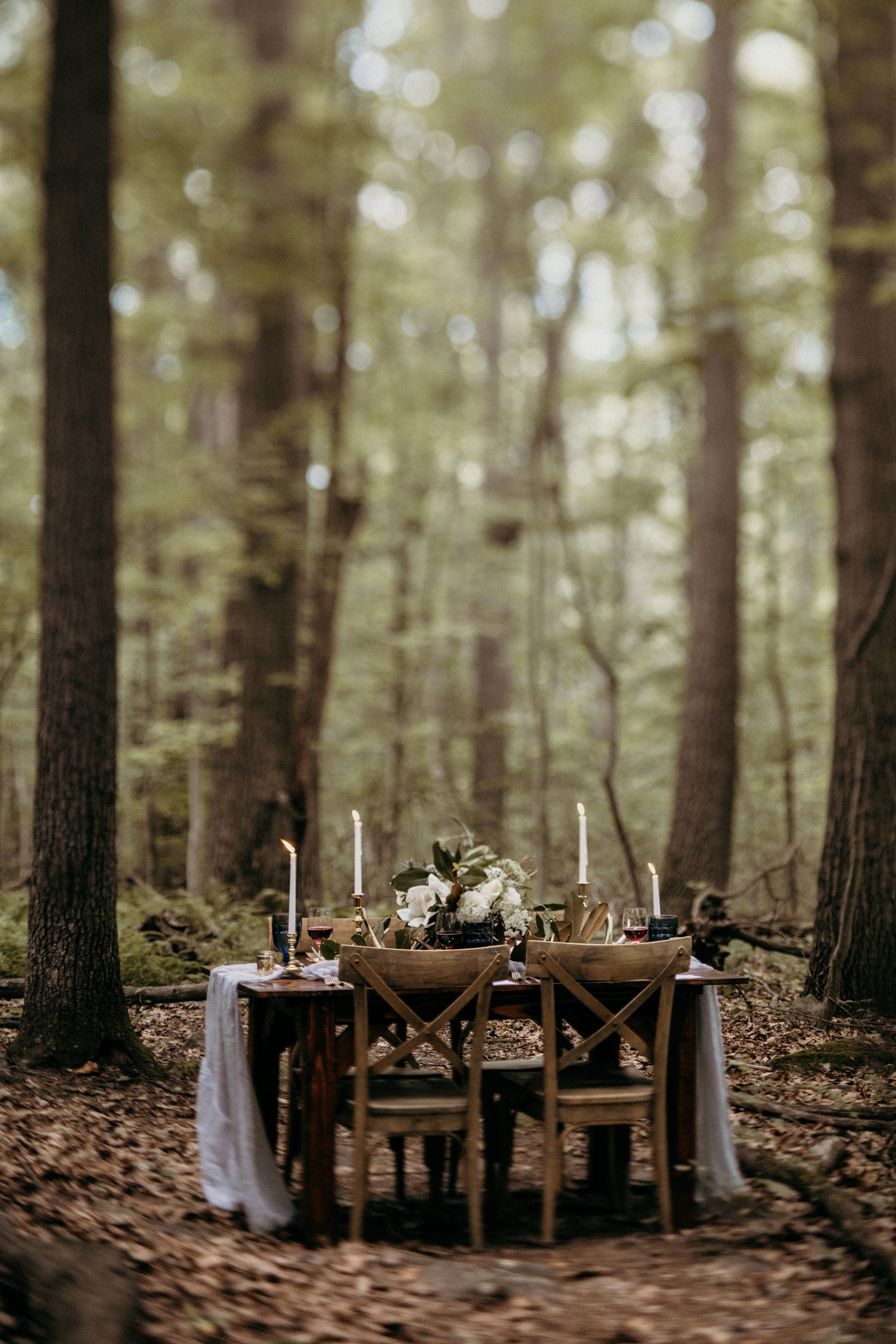 Woodsy Wedding Elopement Table Ideas
