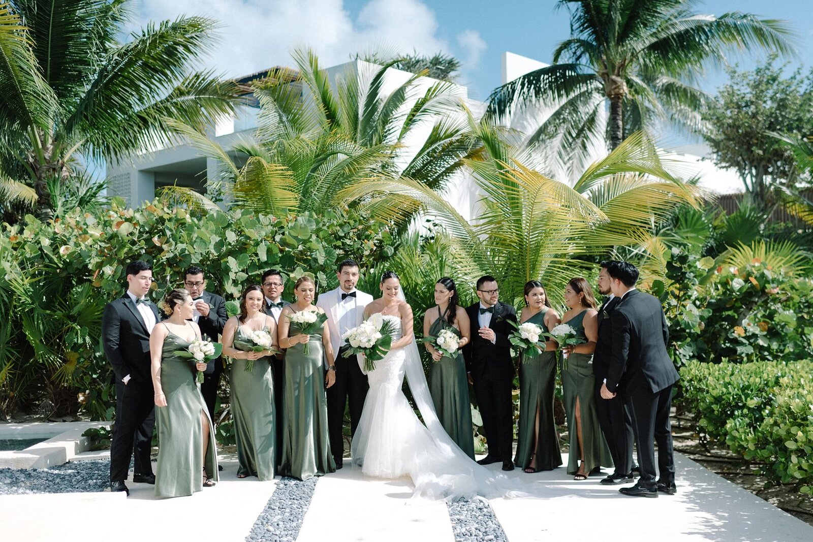 cancun-wedding-photographer-destination-wedding-finest-playa-mujeres_0002