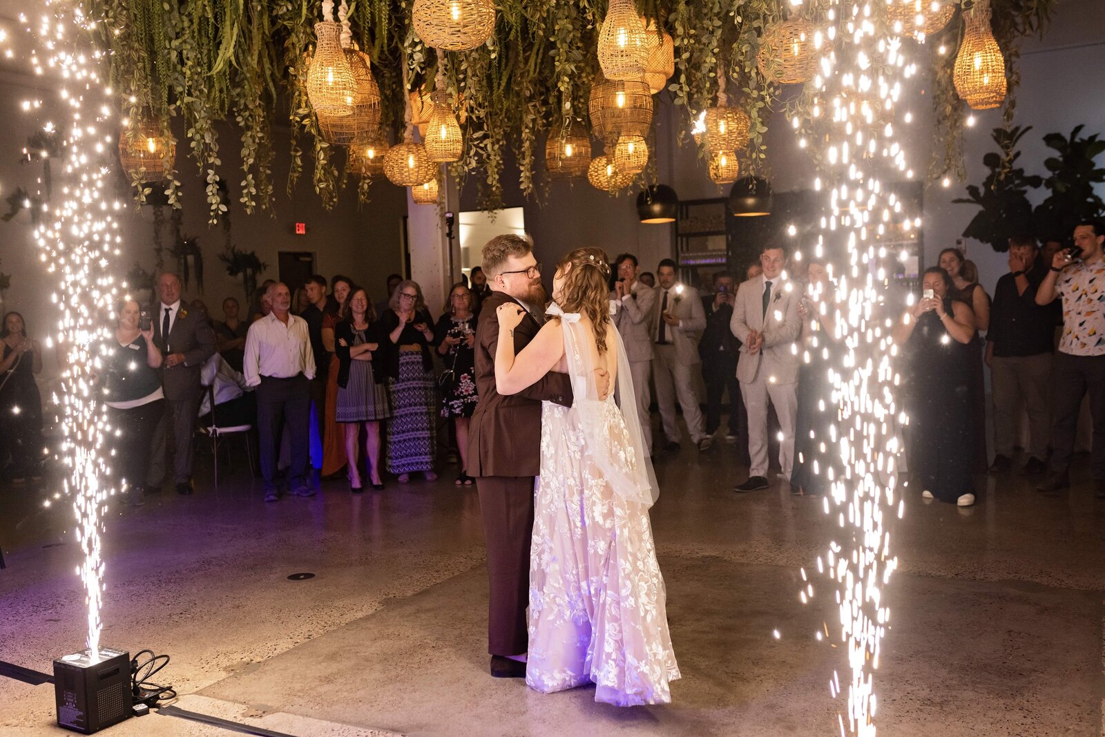 bride-groom-first-dance-with-cold-sparklers