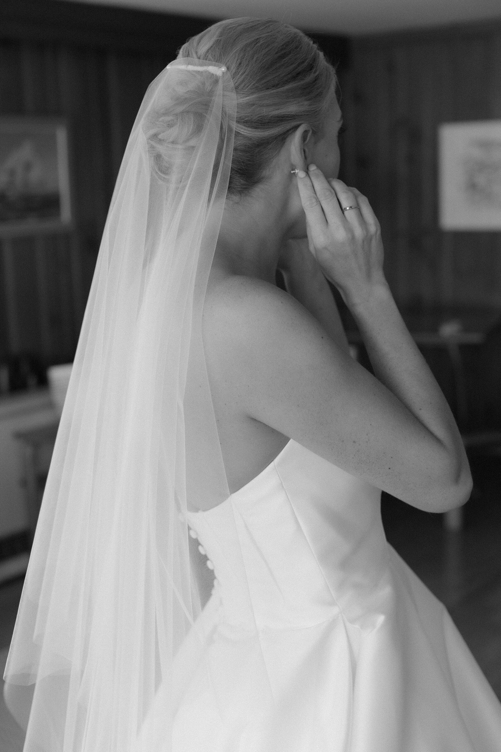 Tented South Dartmouth wedding at Salters Point. Deborah Zoe Photography.