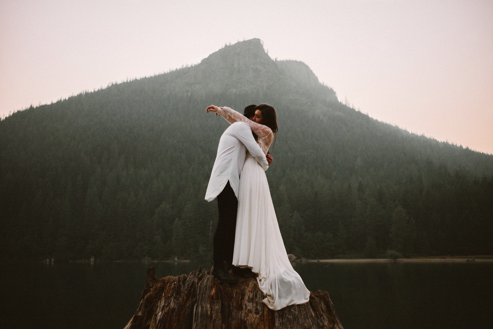 athena-and-camron-seattle-elopement-wedding-benj-haisch-rattlesnake-lake-christian-couple-goals91