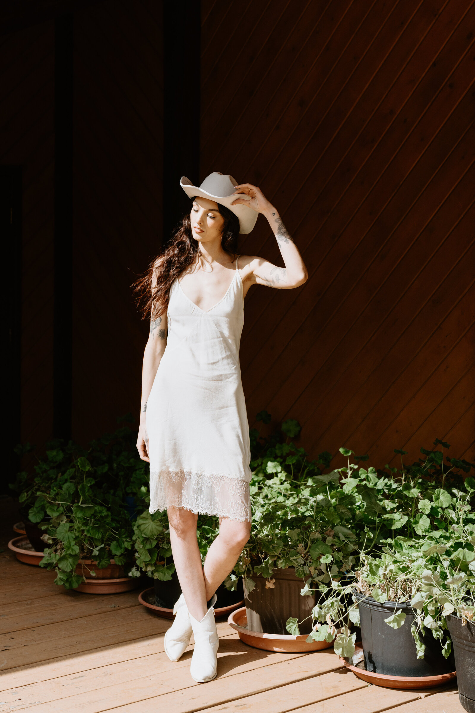 Danielle-Aisling-Boundary_Ranch_Wedding_Banff-22