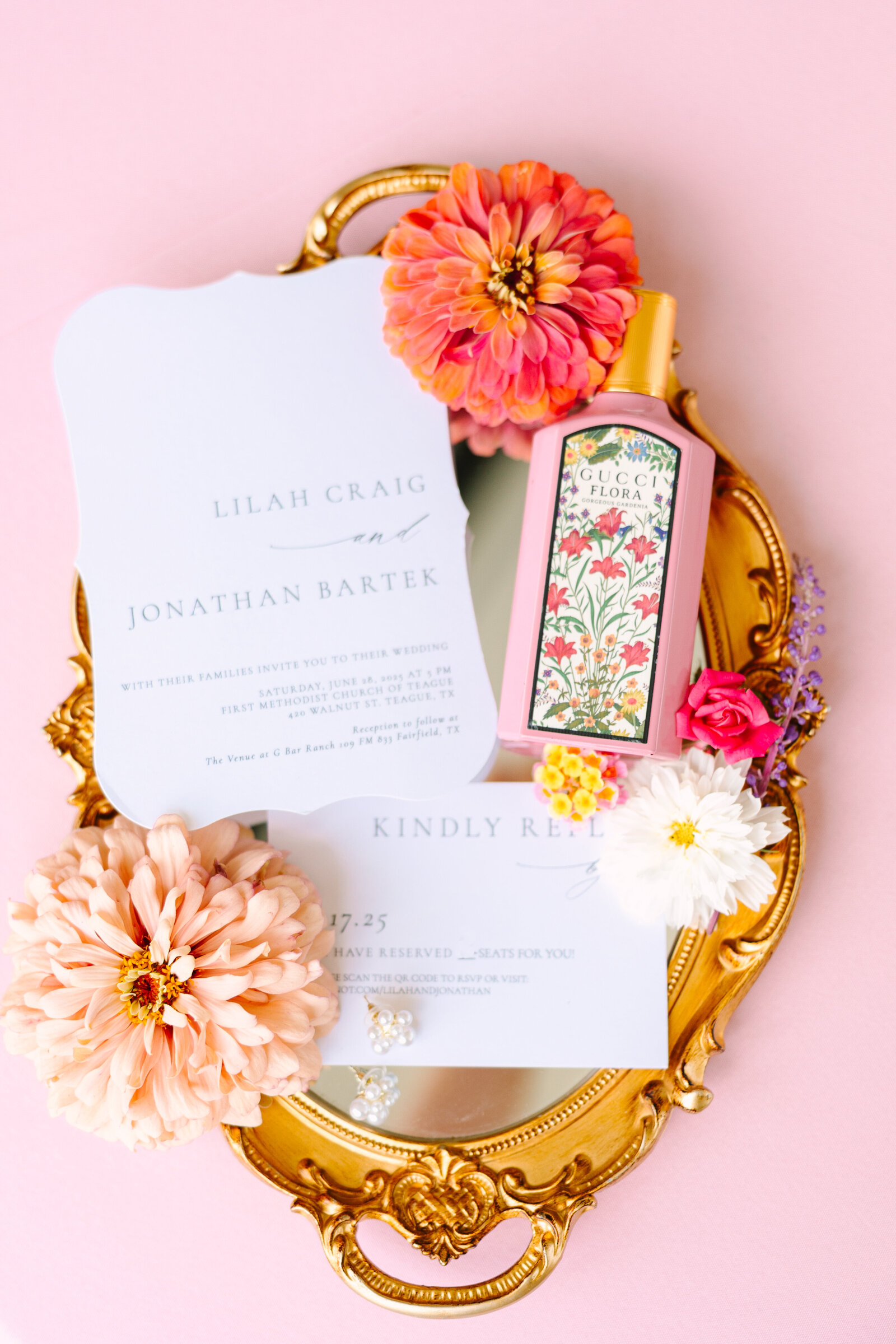 honey-wild-photography-photography-colorful-wedding-florals-texas-wedding-lilah-jb-1-4