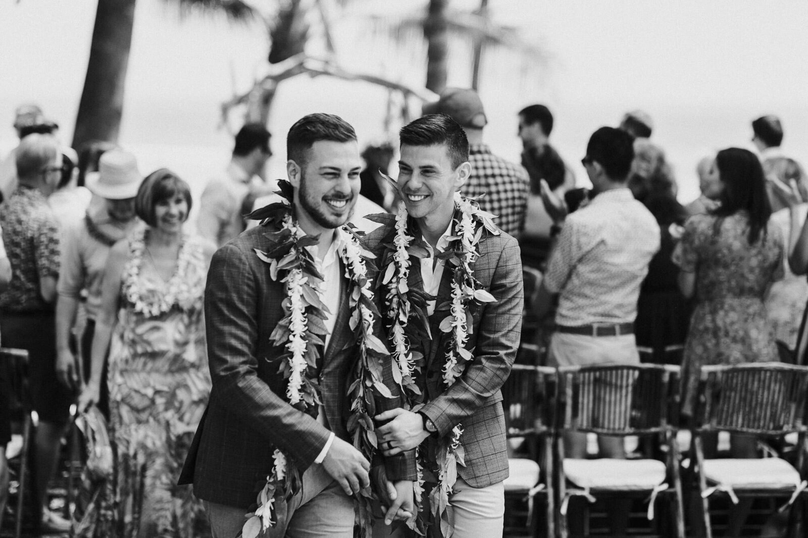grooms-gay-wedding-olowalu-maui-069