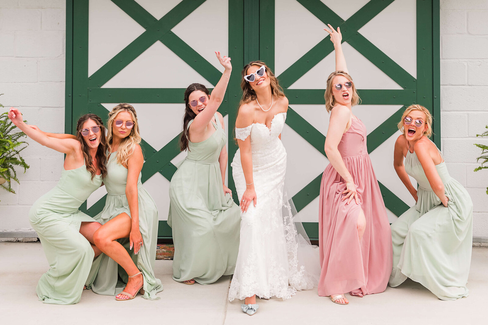 Bluebird-Manor-Wedding-Photographer-Maryland-Luxury-Wedding-Mary-Sarah-Photography (1 of 2)